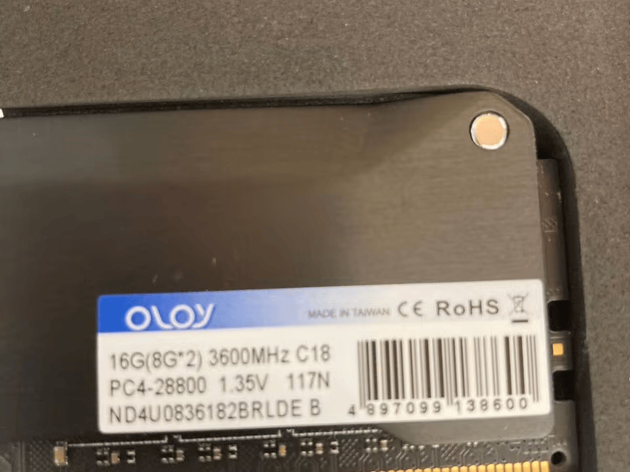 OLOy 16 GB (2 x 8 GB) DDR4-3600