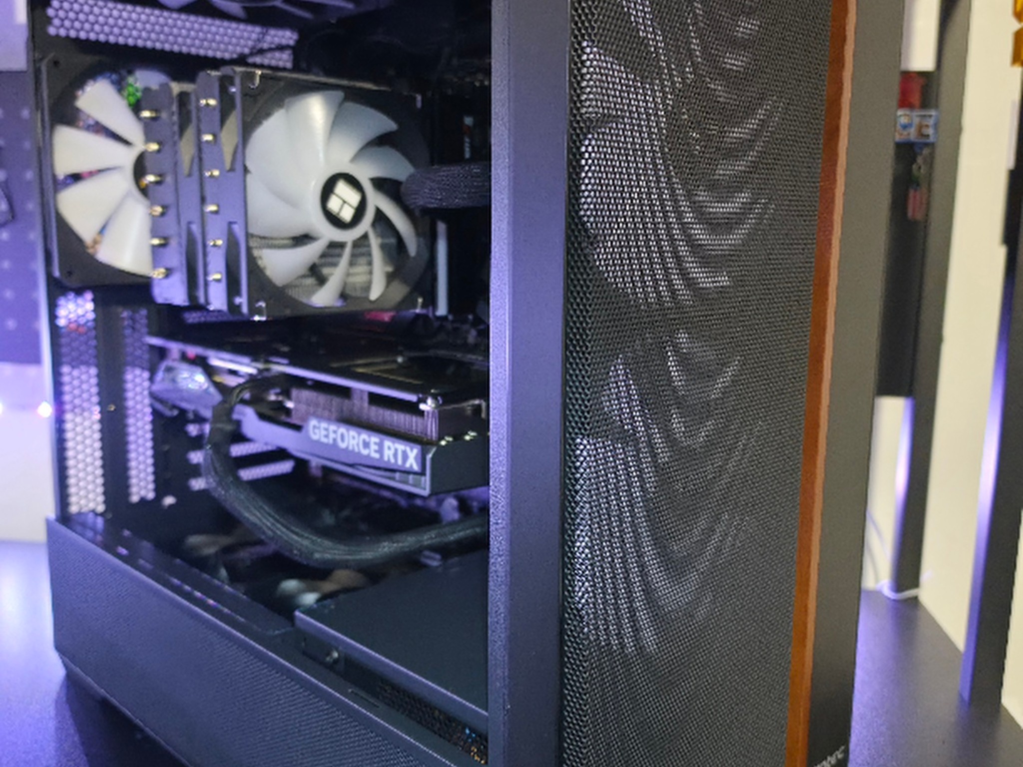 Custom Mid Level Gaming PC Build