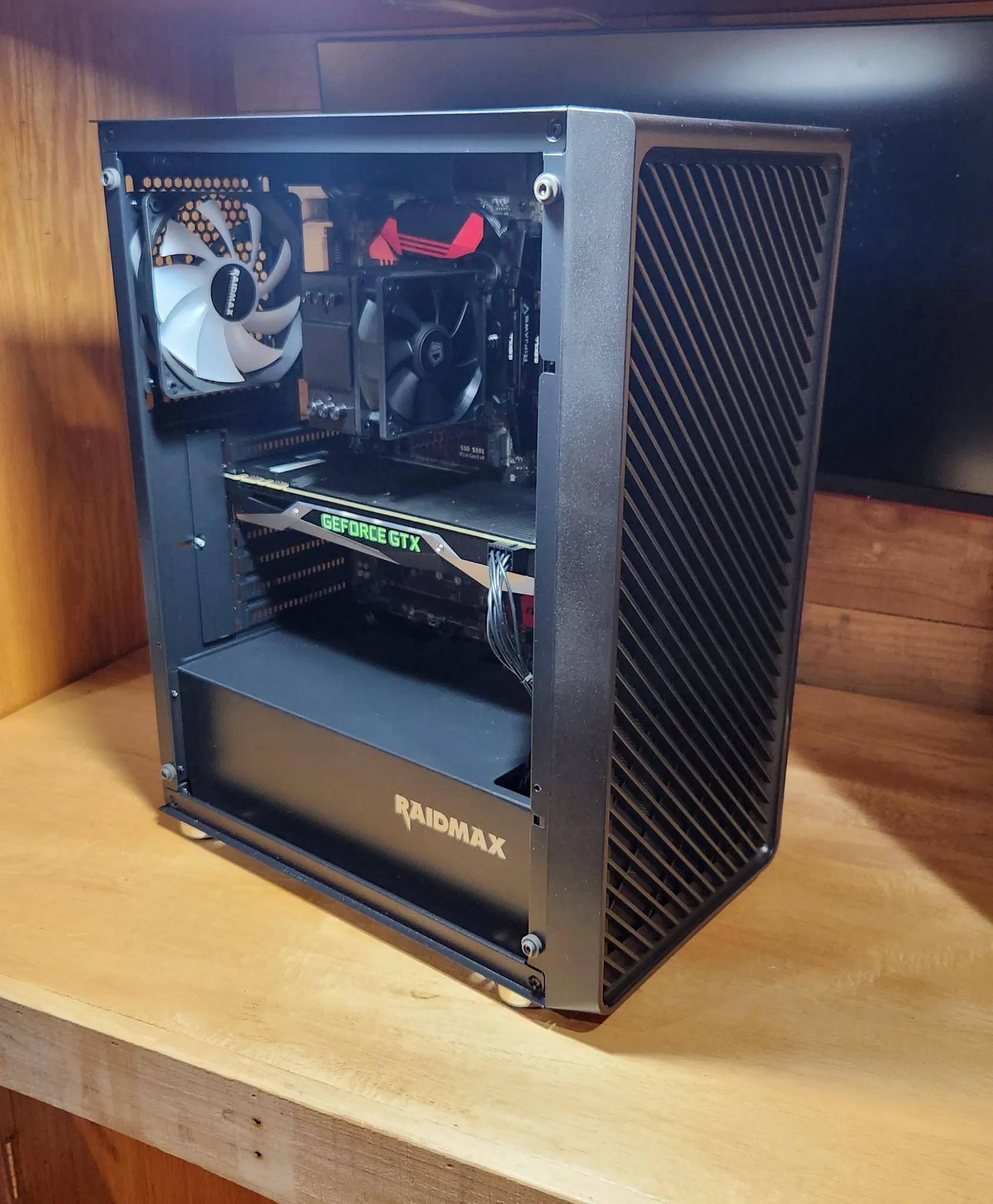 BUDGET GAMING PC GTX 1080, i7 6700, 512GB m.2, 16gb RAM