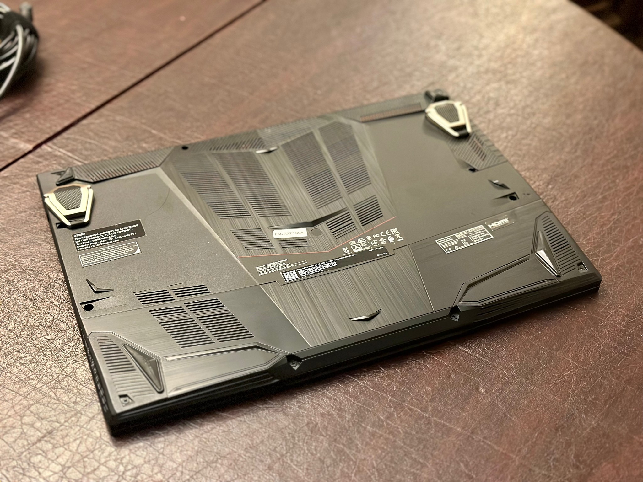 MSI GF65 Thin 10UE-283CA Gaming Laptop Core i5 RTX 3060 16GB w/ Corsair Gaming Mouse and Pad