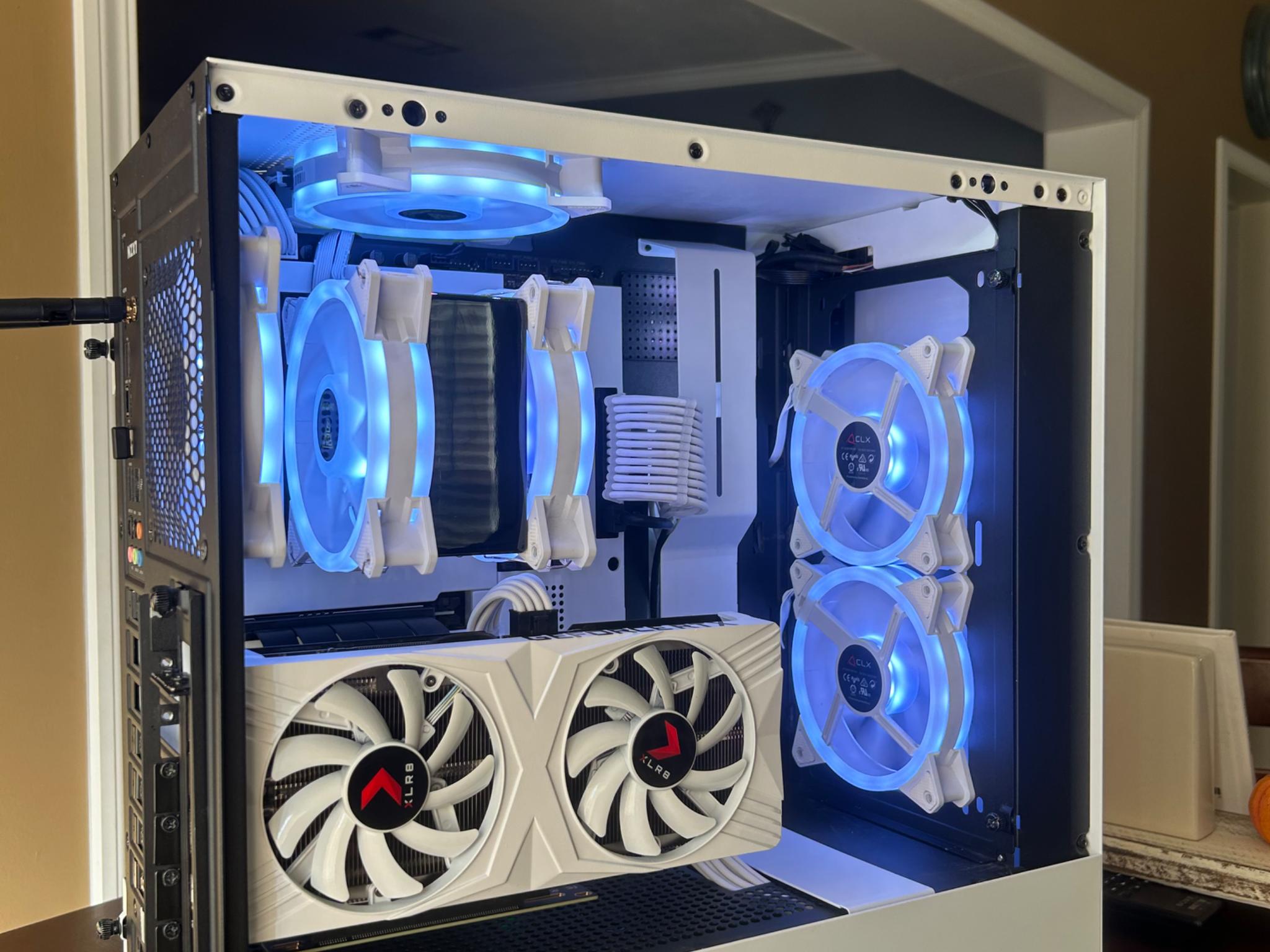 4060ti+12600k, 32GB Ram, 1TB NVME Ssd, vertical mounted, all white NZXT build.