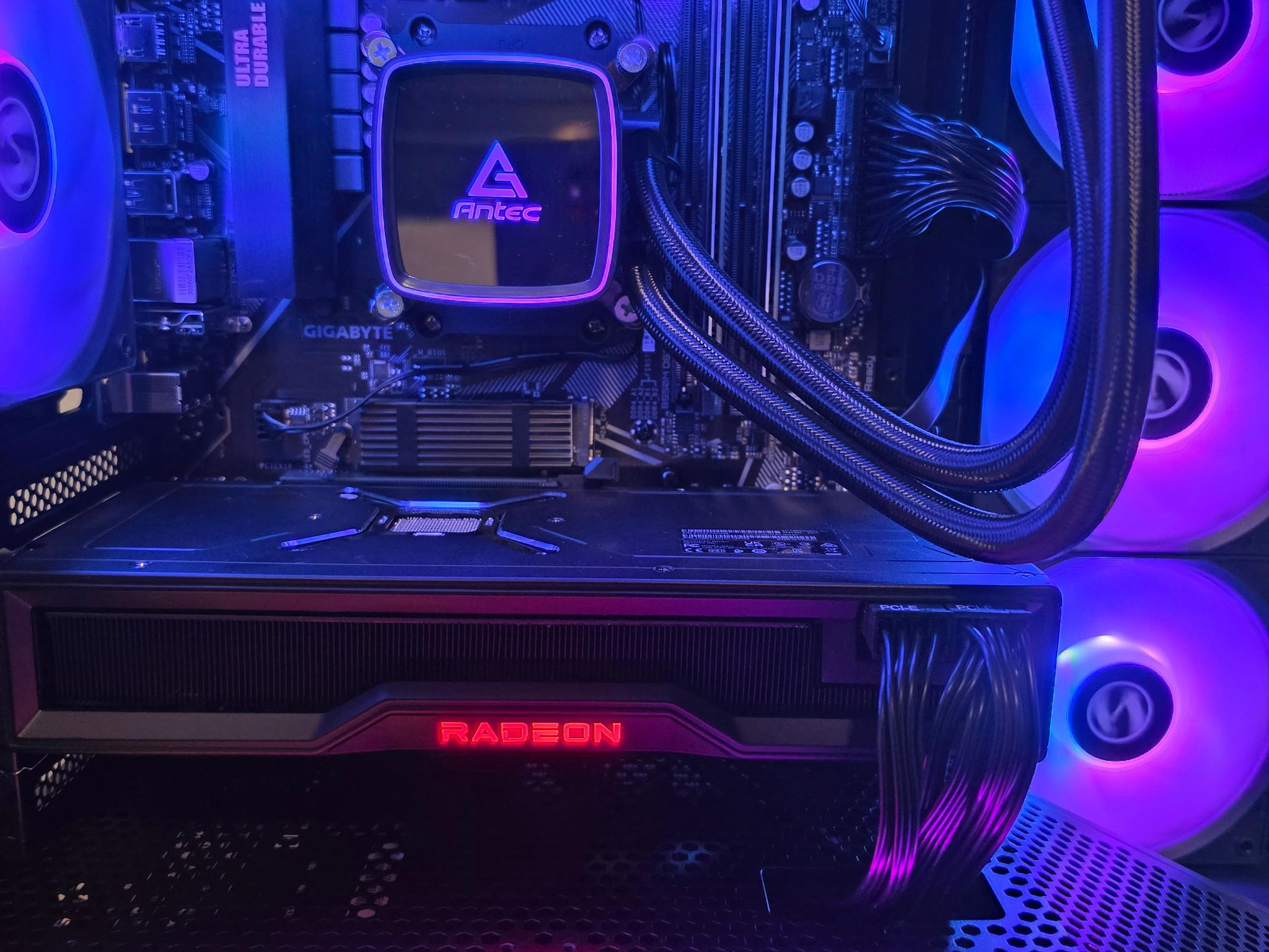 RX 6950XT-Ryzen 5 5600x3d-32GB DDR4 3200-1 TB NVME Gaming PC