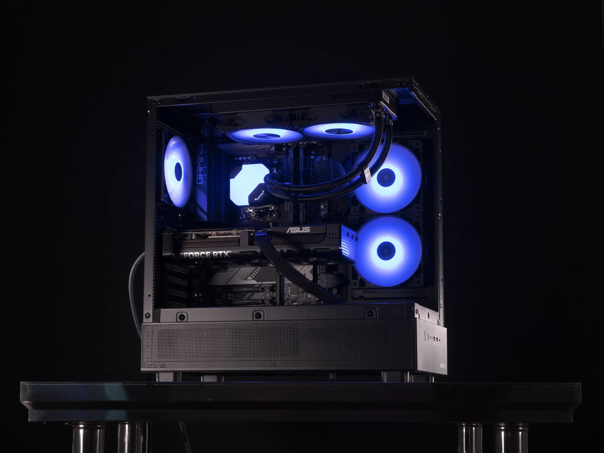 ✨ Bravo ✨  RTX 5070 / AMD R7 9700X  /  1TB NVME / 32GB DDR5 RAM / 240 AIO / Windows 11 Pro