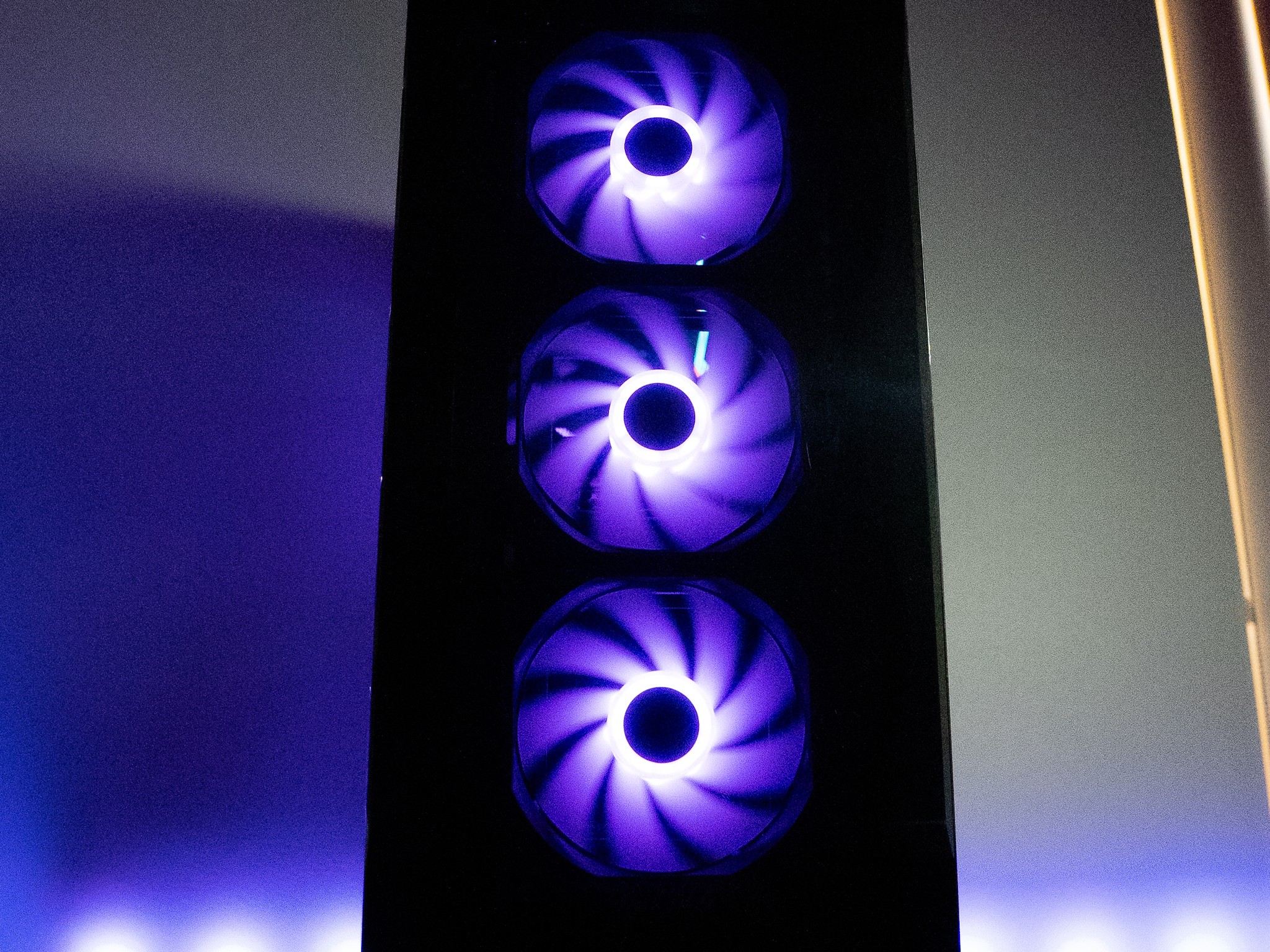 🌃🍬 | EVGA GTX 1080Ti 11GB | RYZEN 5 5600 | 16GB DDR4 RAM | 2TB | Night Candy