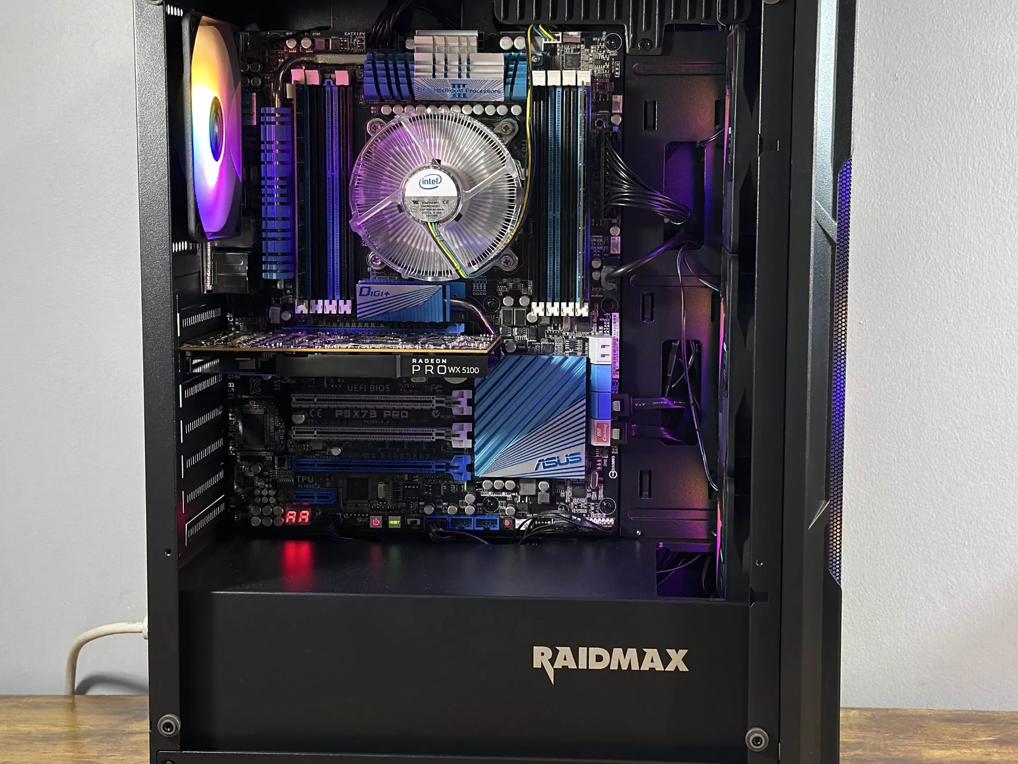 AMD 8GB GPU | Intel i7 3930K | 16GB DDR3 | 256GB SSD + HDD | Windows 10 | WIFI + BT | Gaming PC