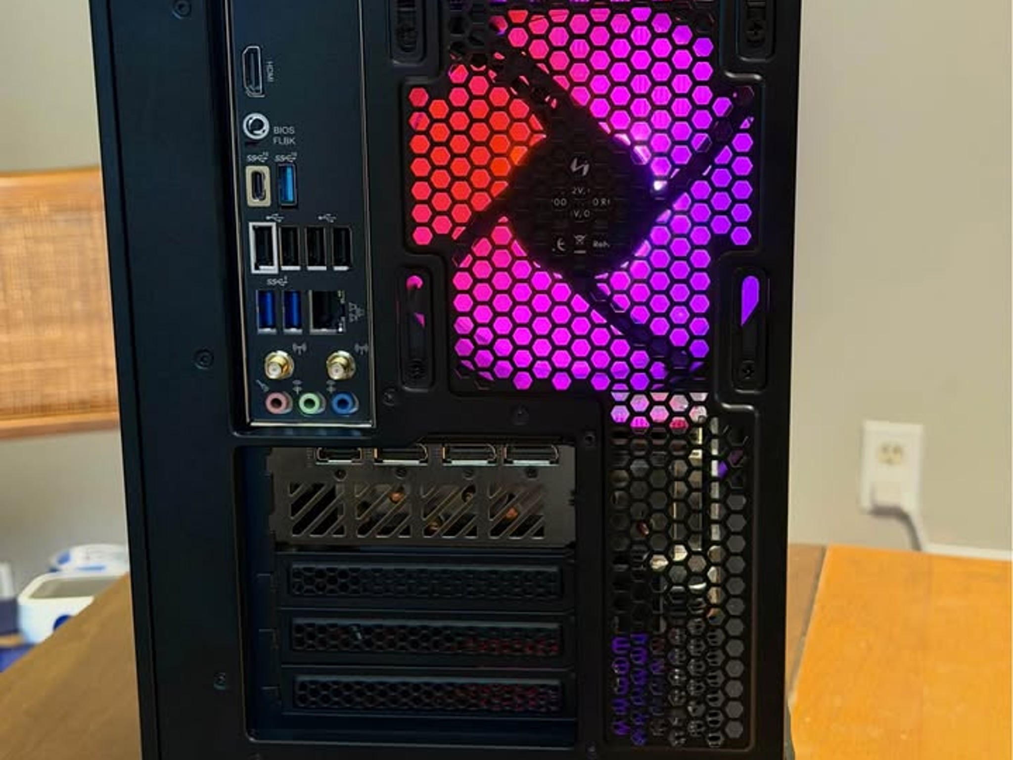RTX 4080 Gaming PC 🔥 Ryzen X3D • 32GB DDR5 • RGB LCD Build • 1440p/4K Beast