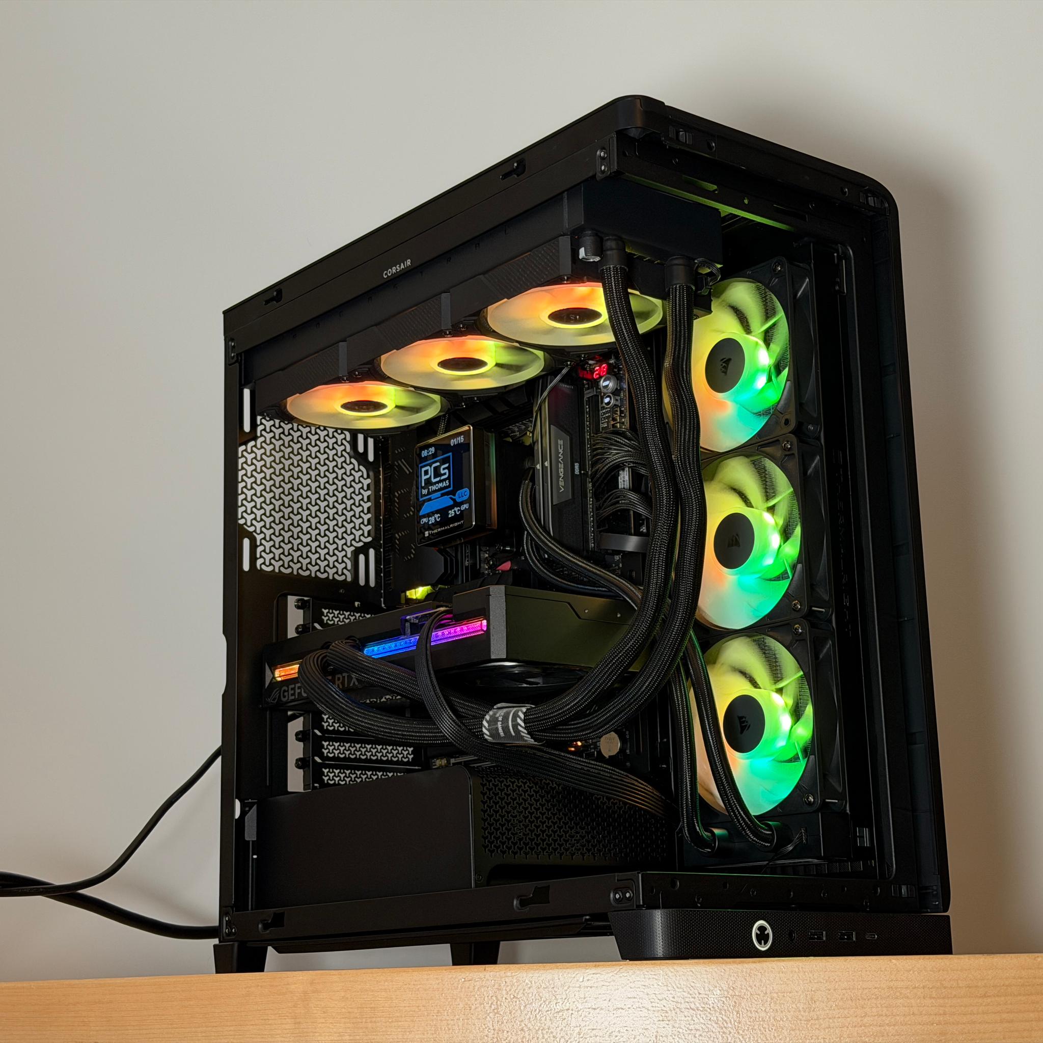 RTX 5090 Astral Liquid Cooled, Ryzen 7 9800x3d Gaming/Workstation PC