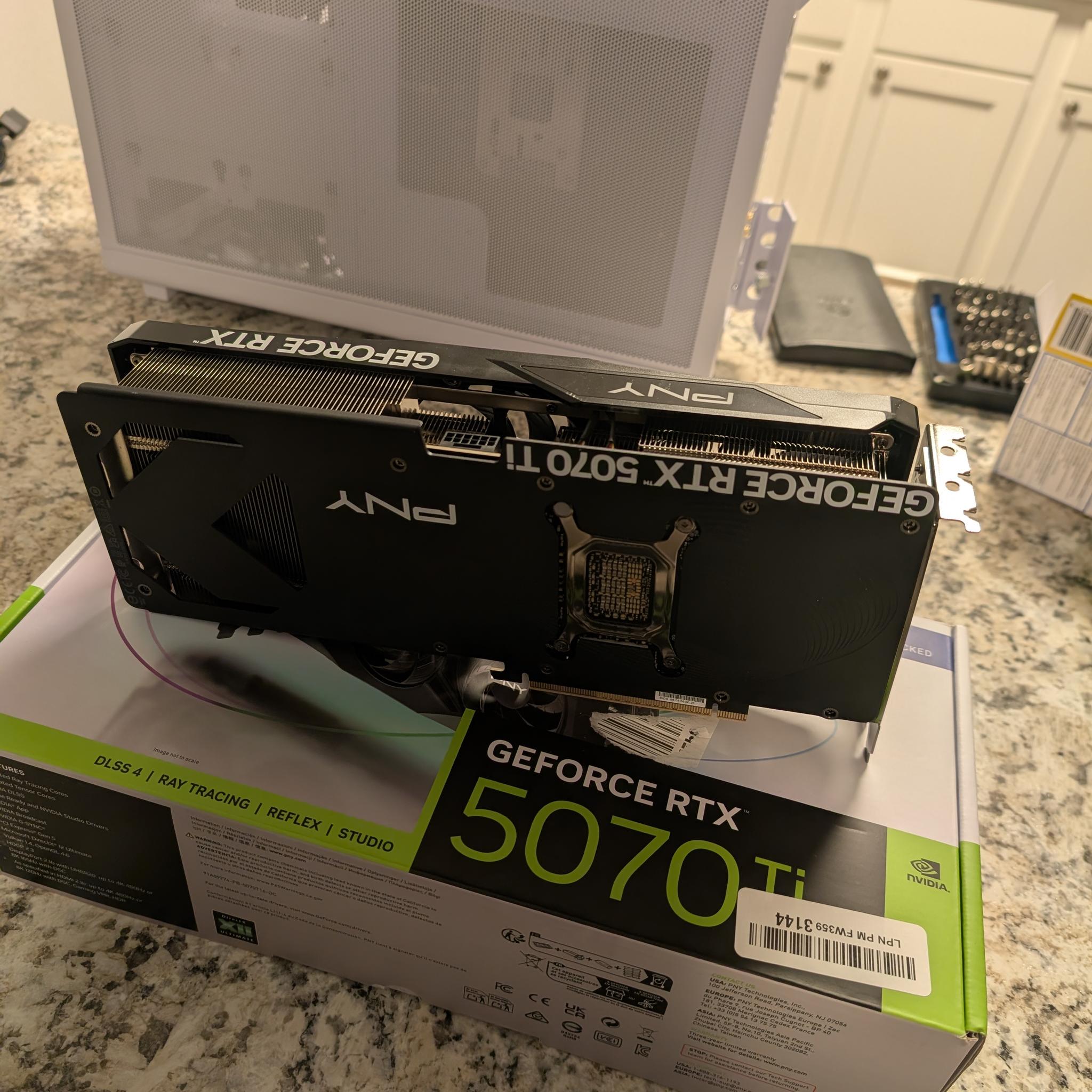 PNY GeForce RTX 5070 Ti OC Triple Fan
