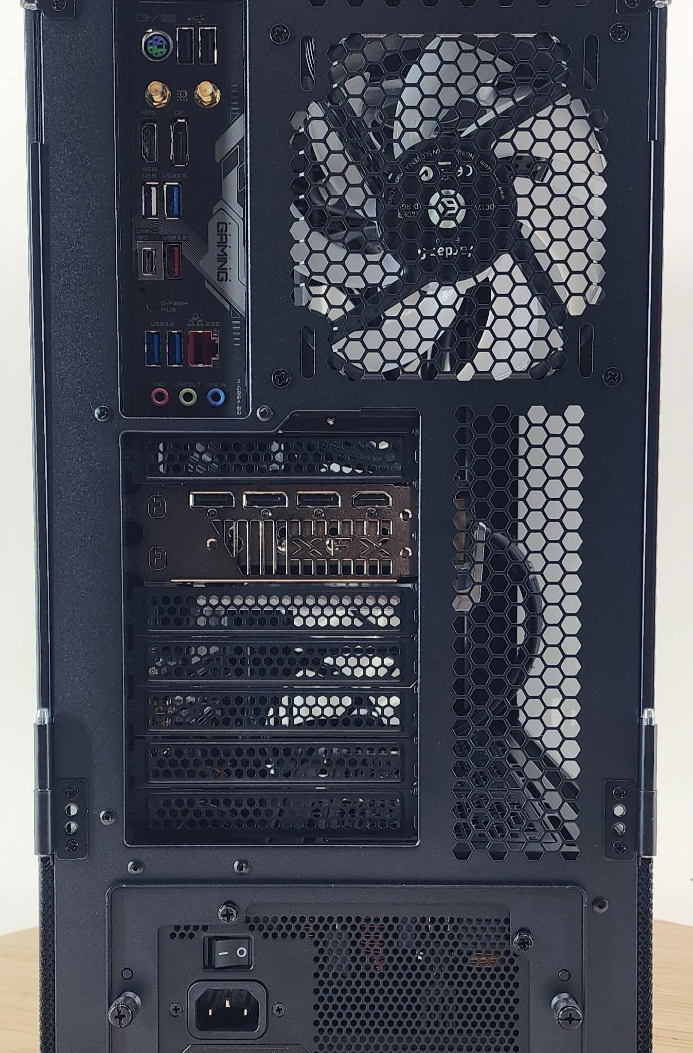 Gaming PC Ryzen 7 7800X3D 32GB RAM 2TB SSD RX 7900 XT 20GB Win11 PC