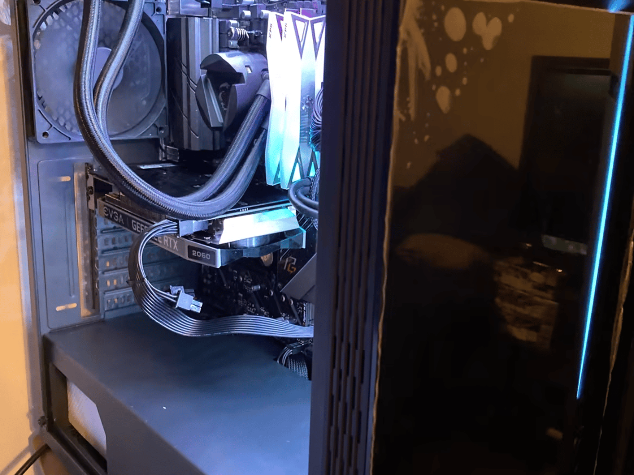 “The Fridge” Ryzen 3700x and Rtx 2060