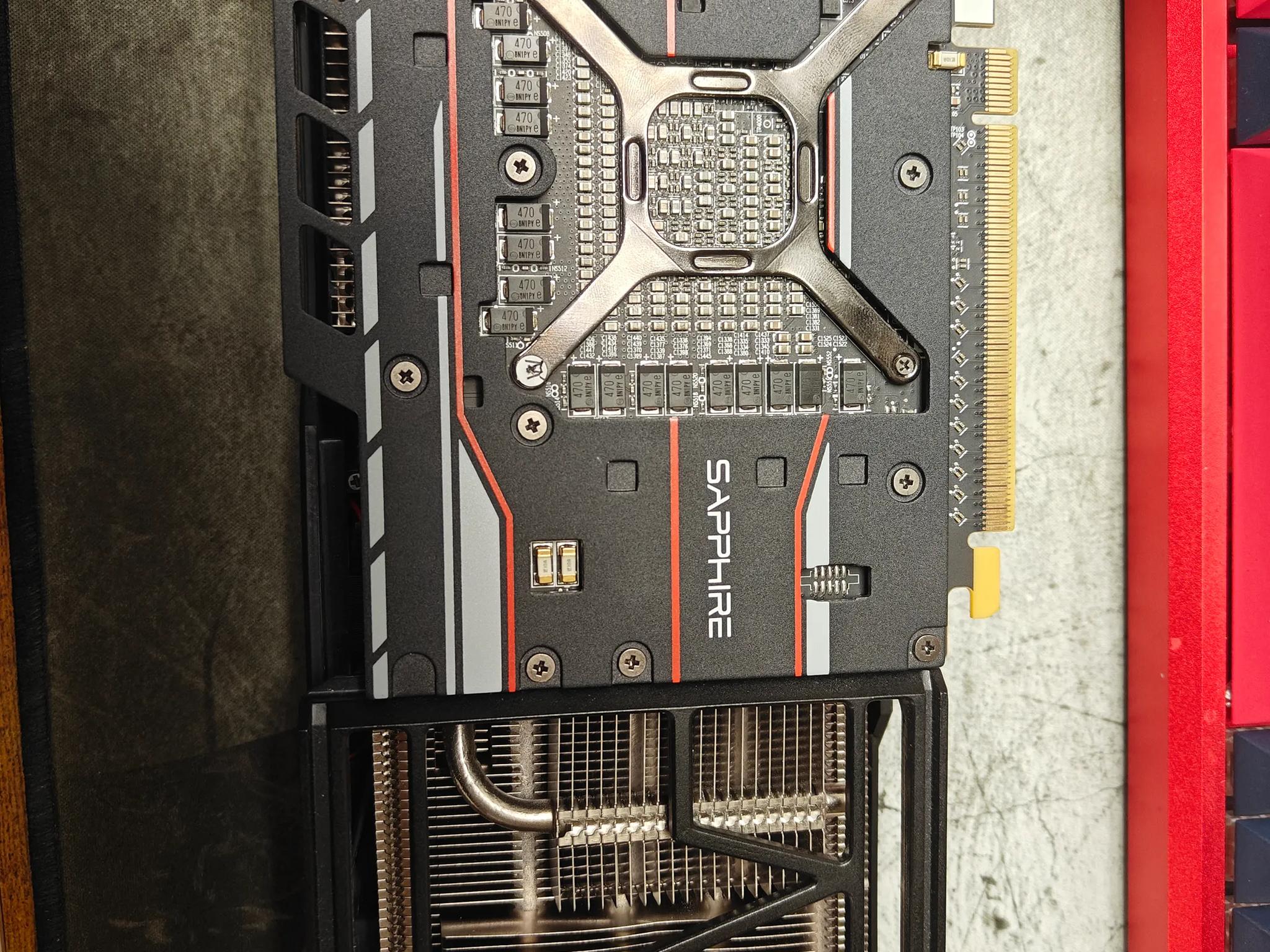 Sapphire Pulse Vega 56