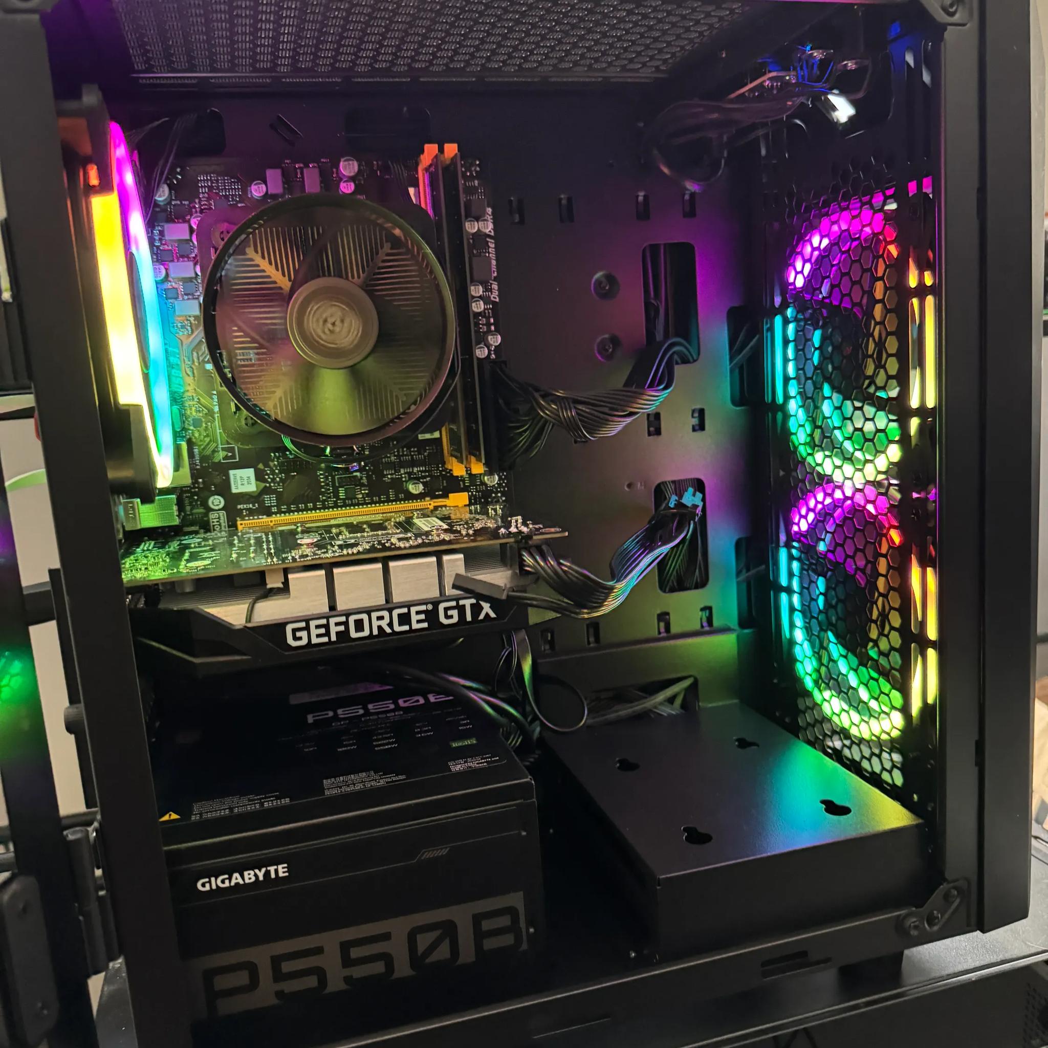 R5 GTX 1650 Gaming PC