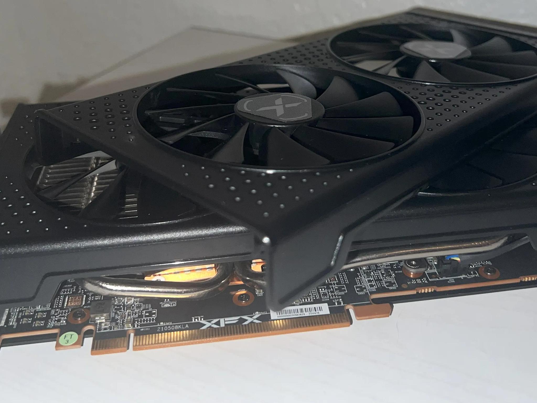 Radeon RX 7600 8GB (XFX SWFT 210)