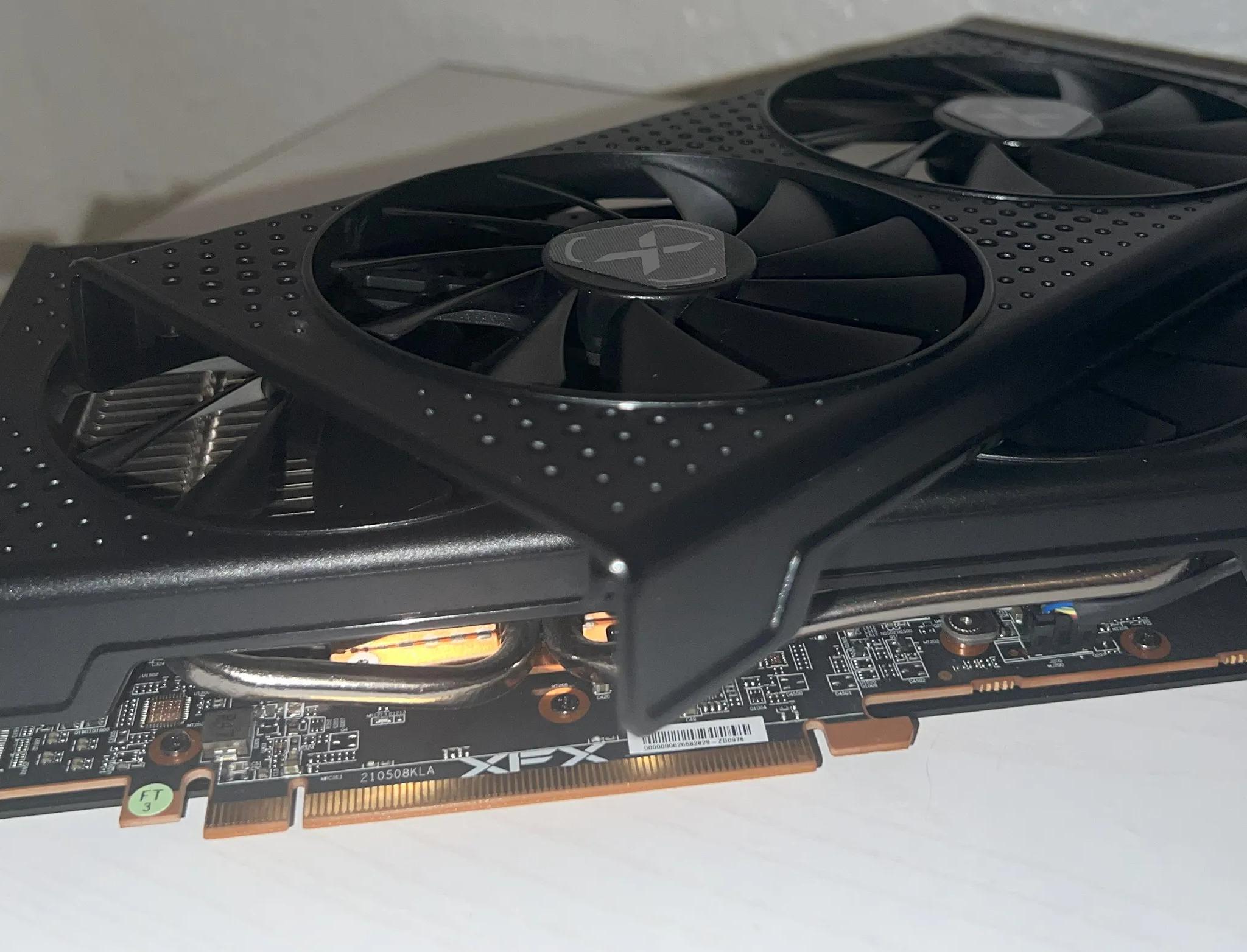 Radeon RX 7600 8GB (XFX SWFT 210)