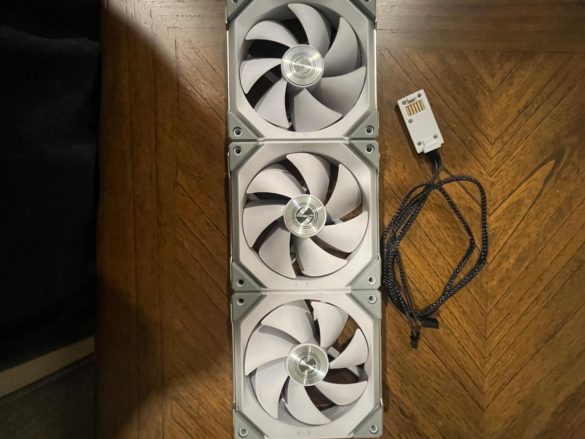 Lian li uni fans sl 120 v2