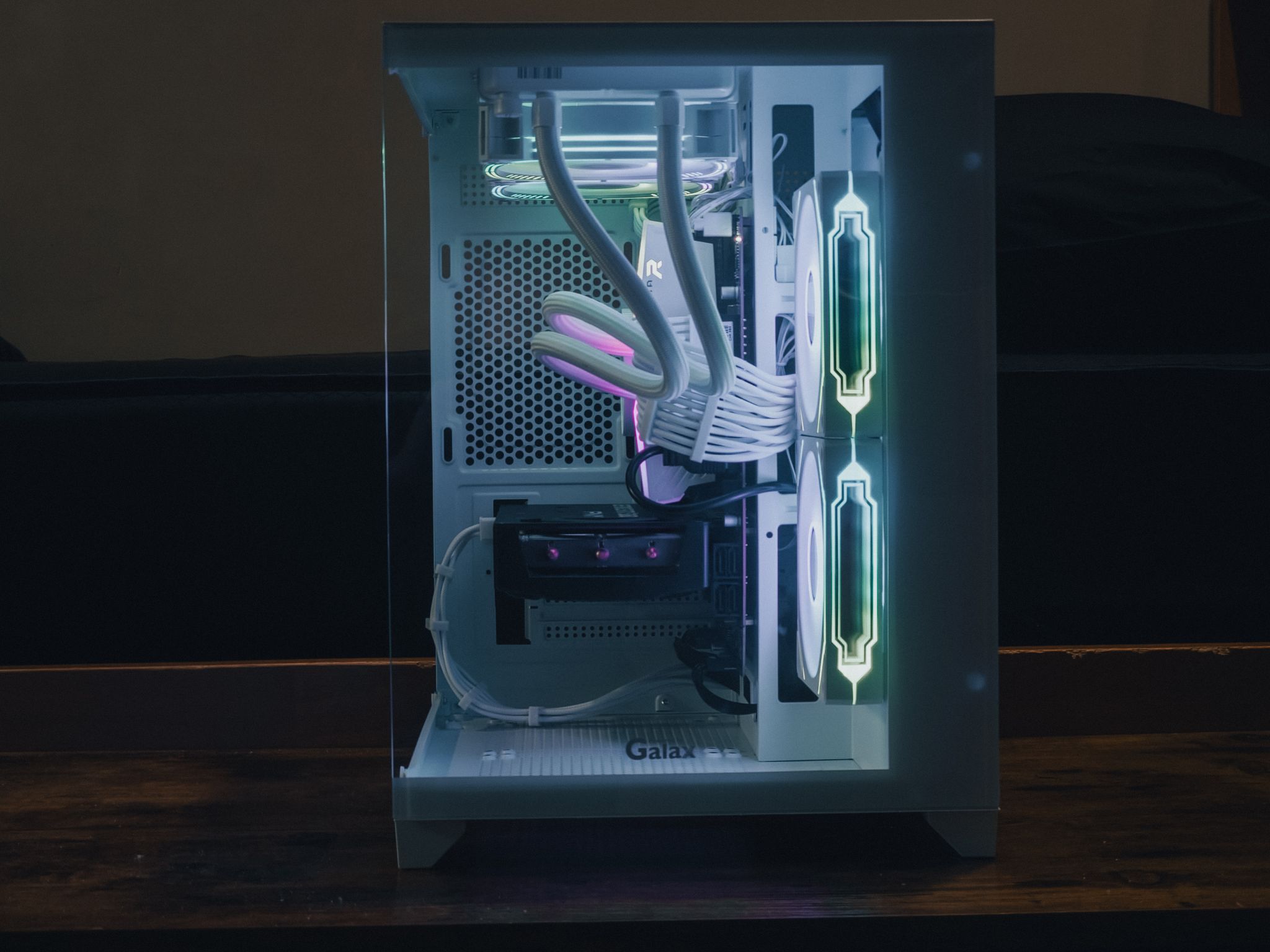 🤍 White RGB Gaming PC – RTX 5060 | i5-10400F | 16GB DDR4 | 512GB NVMe 🤍