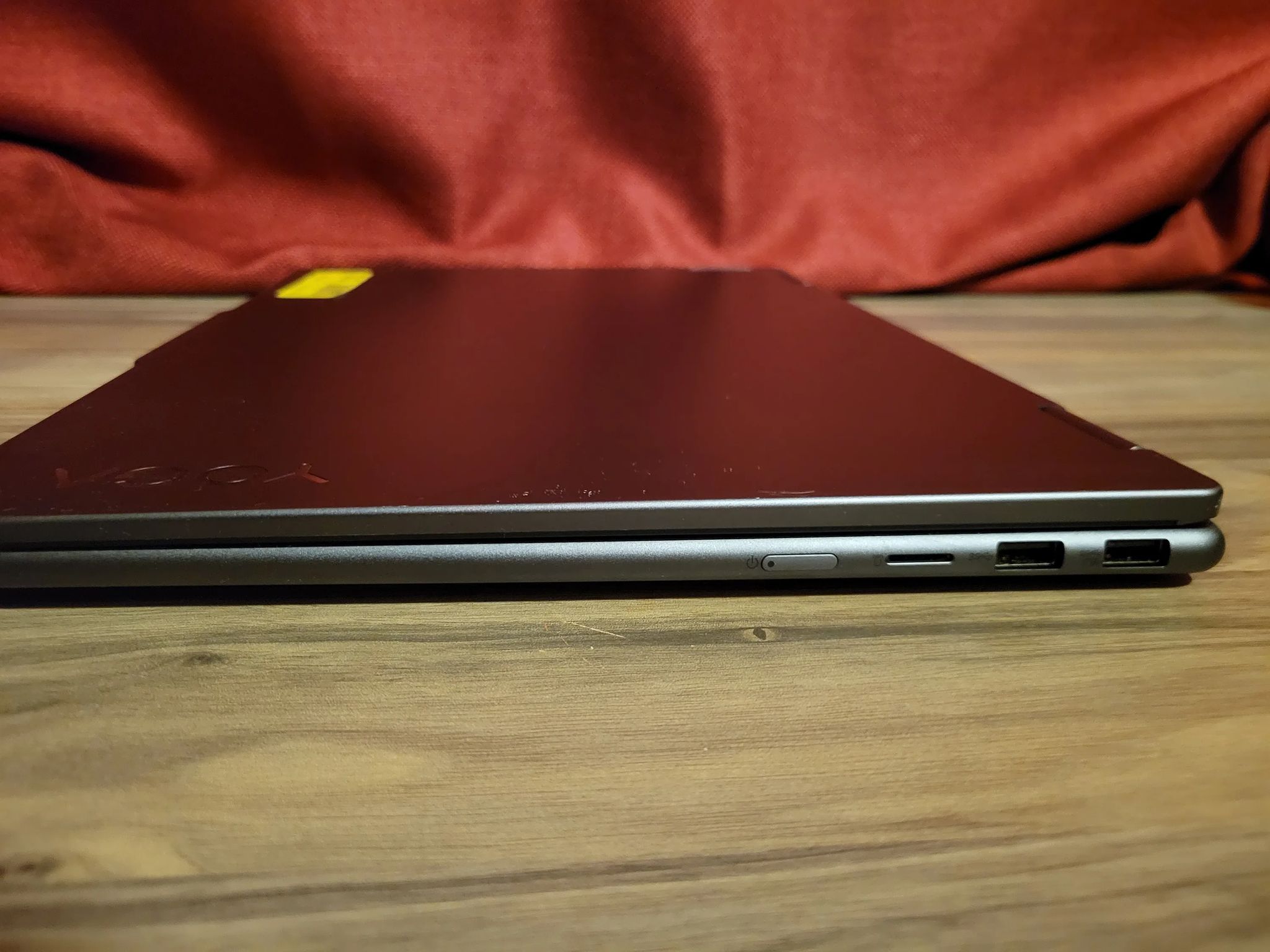 Lenovo Yoga 7 16IRL8 Laptop- 13th Gen i7-512gb Ssd-16" Touch Display