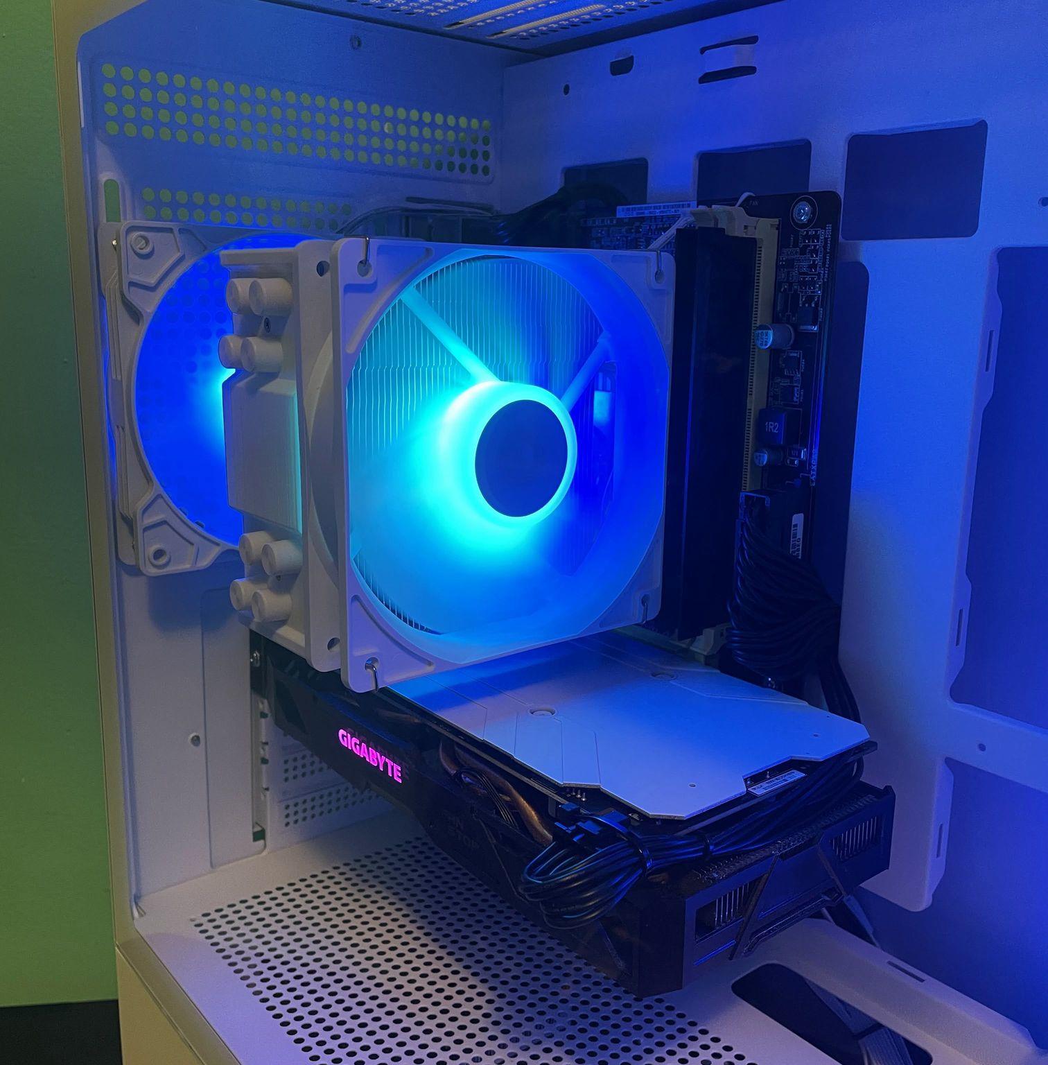 Custom White Glass Gaming PC | Intel i7 / AMD RX580 / 8GB / 1.1TB Win 11 Pro + Wi-Fi