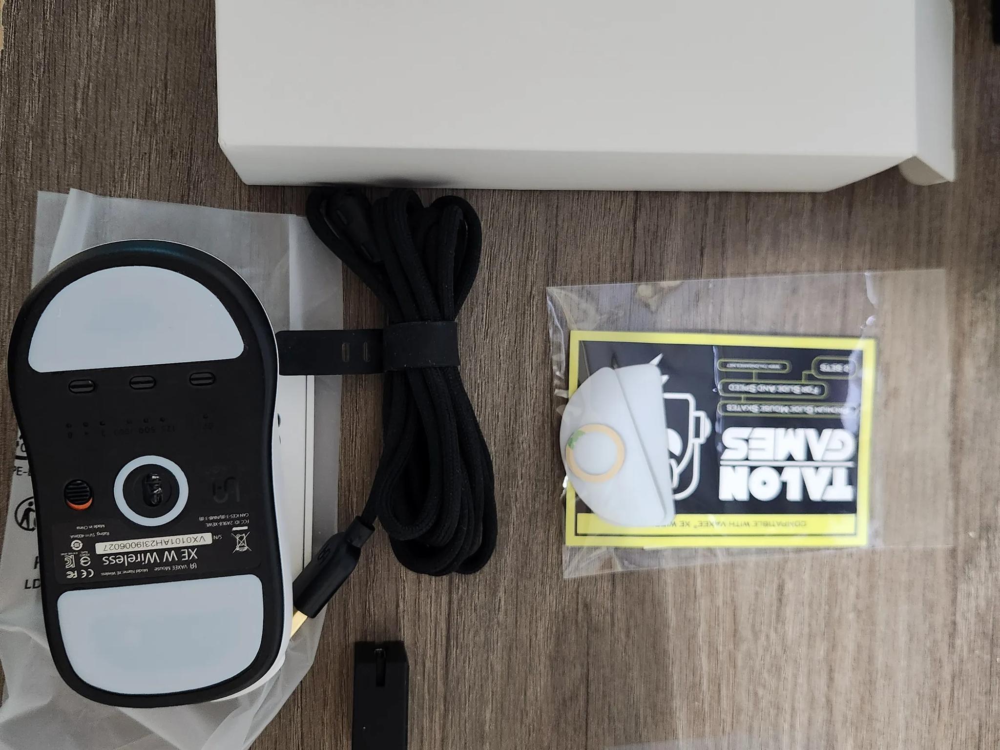 White VAXEE XE Wireless