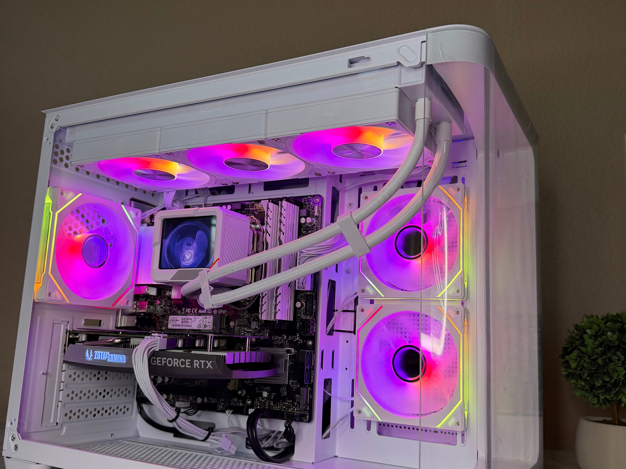 rtx 4060 | ryzen 7 3800x | 512gb | 16gb ram| gaming pc