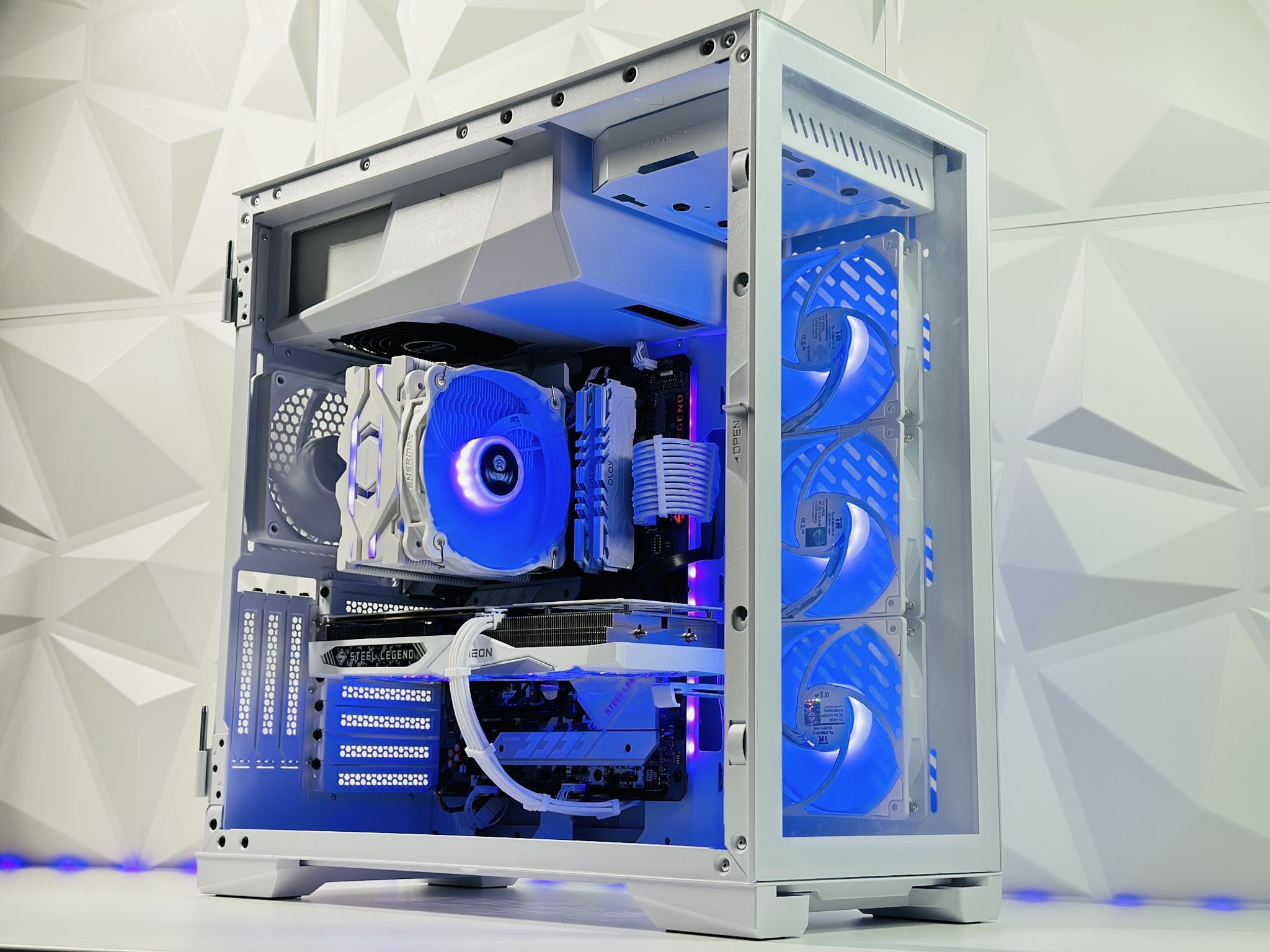 🌬️☃️Snowman⛄Gaming PC❄️AMD RX 7600 8GB❄️Intel i5 11400F 6 core❄️16GB DDR4❄️1TB NVME