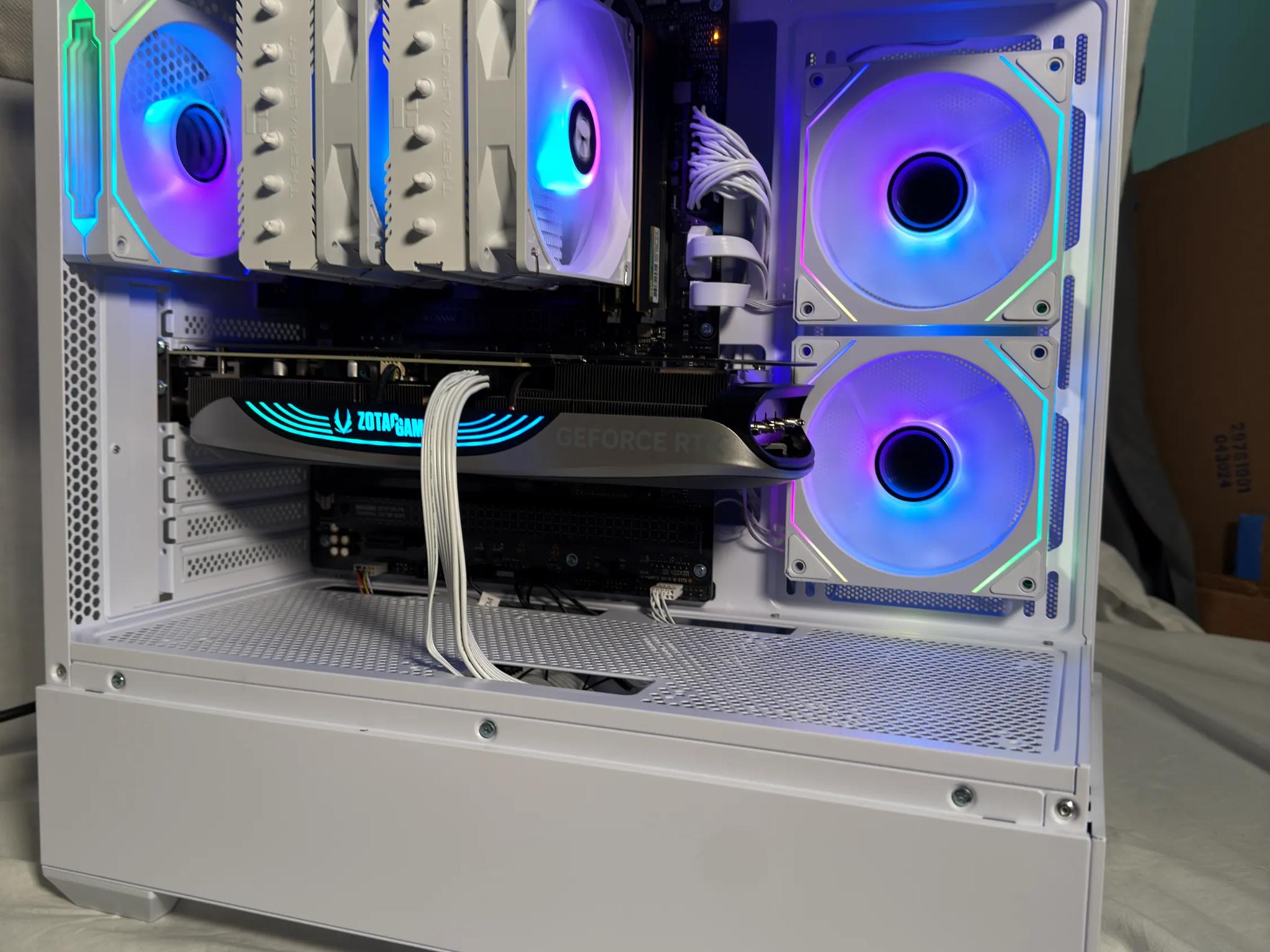 RTX 4070TI Ryzen 7600X Gaming PC