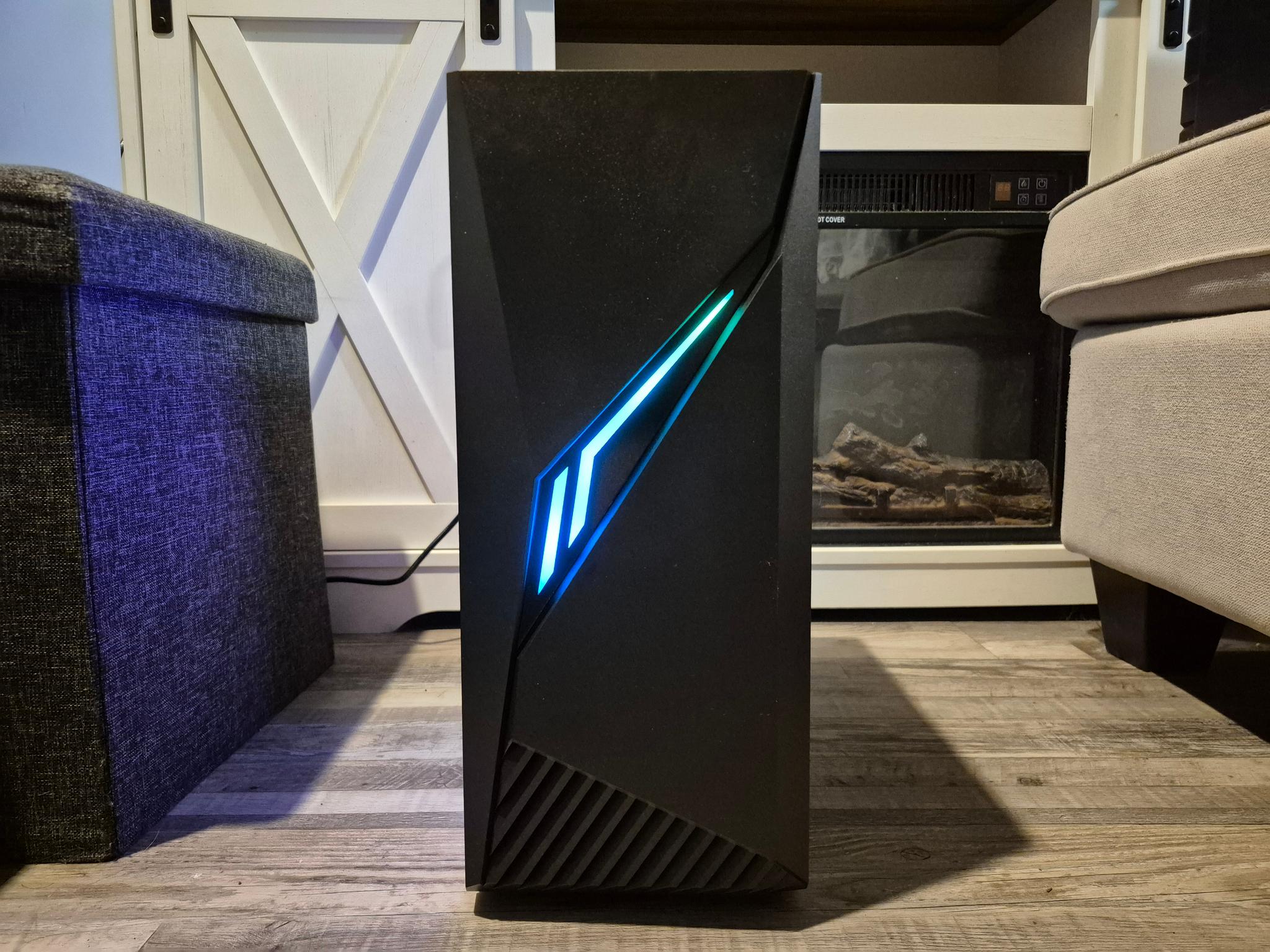 100 FPS Fortnite | i5-4570, 16GB RAM, 500GB SSD, RX 580 8GB, RGB, Wifi