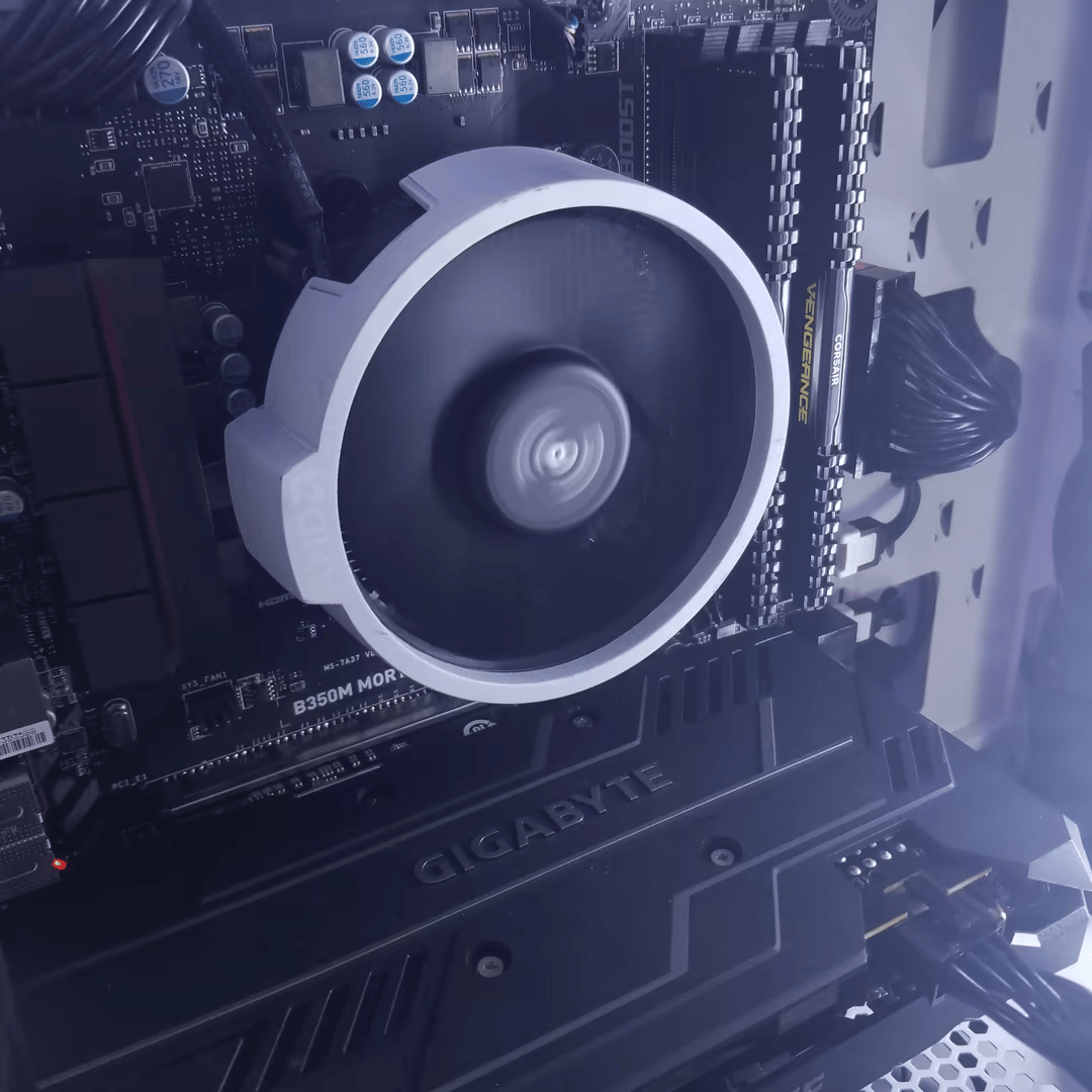 AMD Ryzen 5 2600X // AMD Radeon RX 5500XT 8GB // Corsair LPX 2x8 16GB 2400MHz