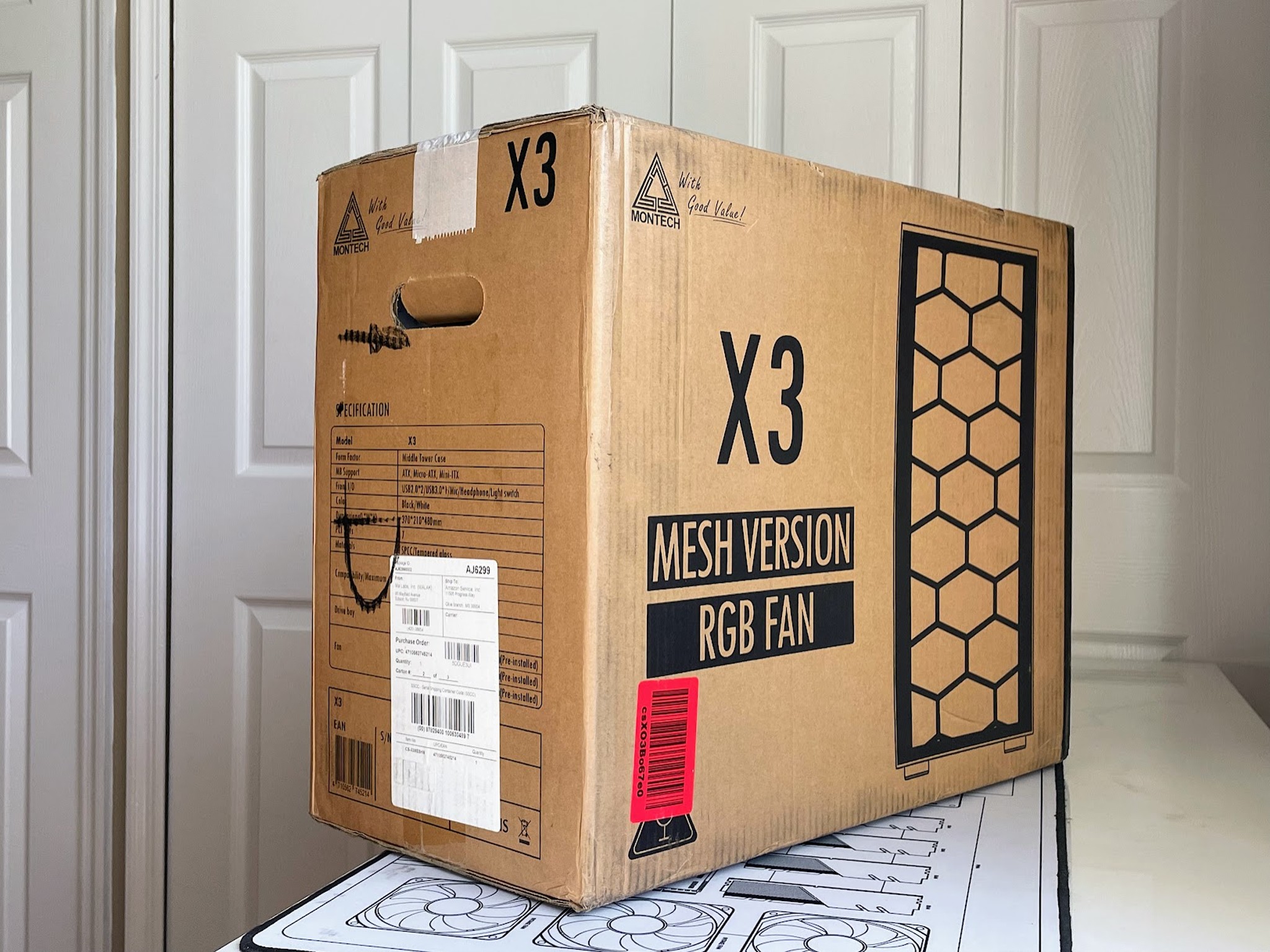 BNIB Montech X3 Mesh Tempered Glass Mid-Tower ATX PC Case - White w/ 6x Preinstalled 120mm RGB Fans
