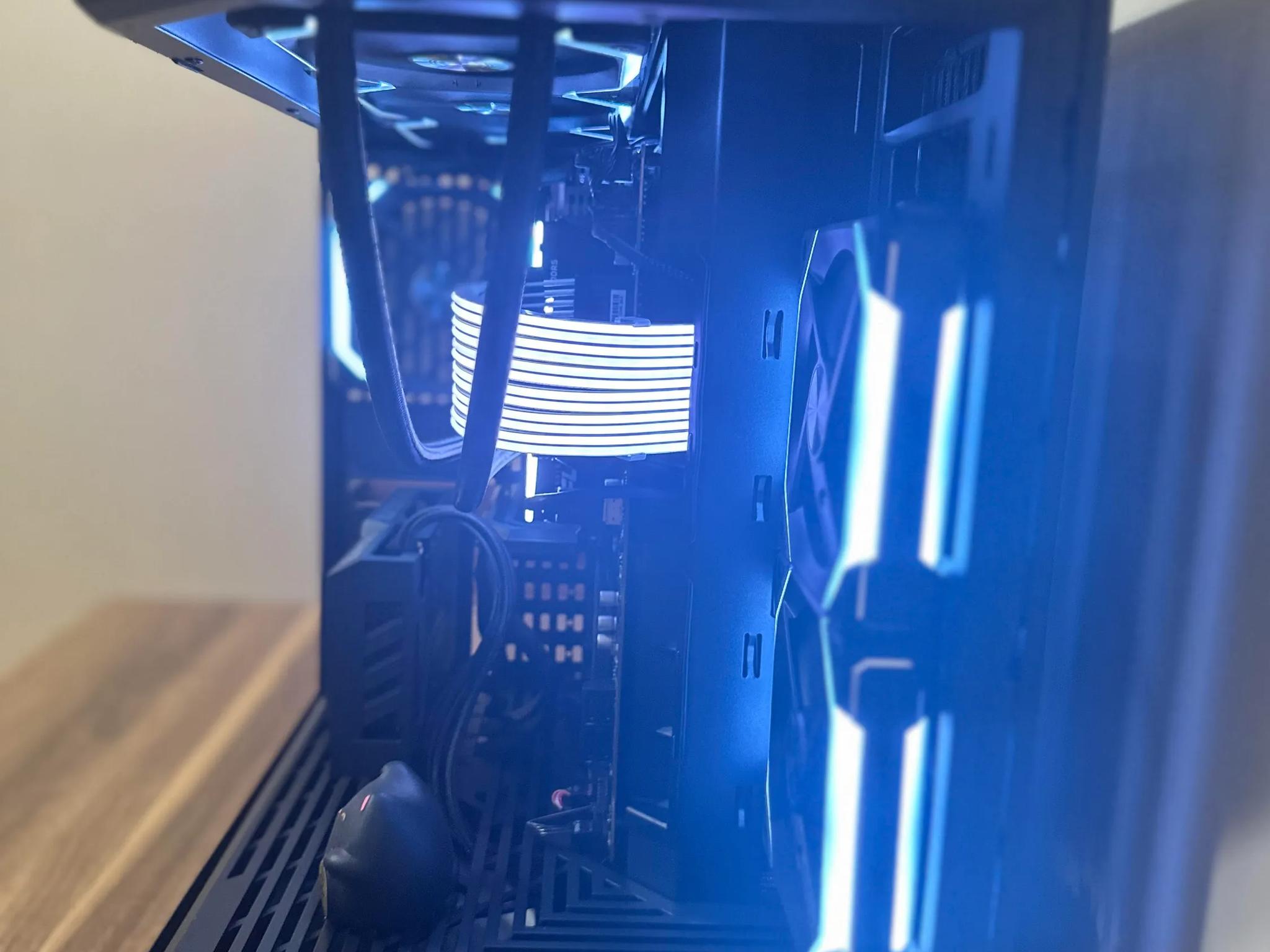 ❄️HOLIDAY SALE❄️ Gaming PC - "Waddle Warrior" || RTX 4060 || Intel 12500 || RGB