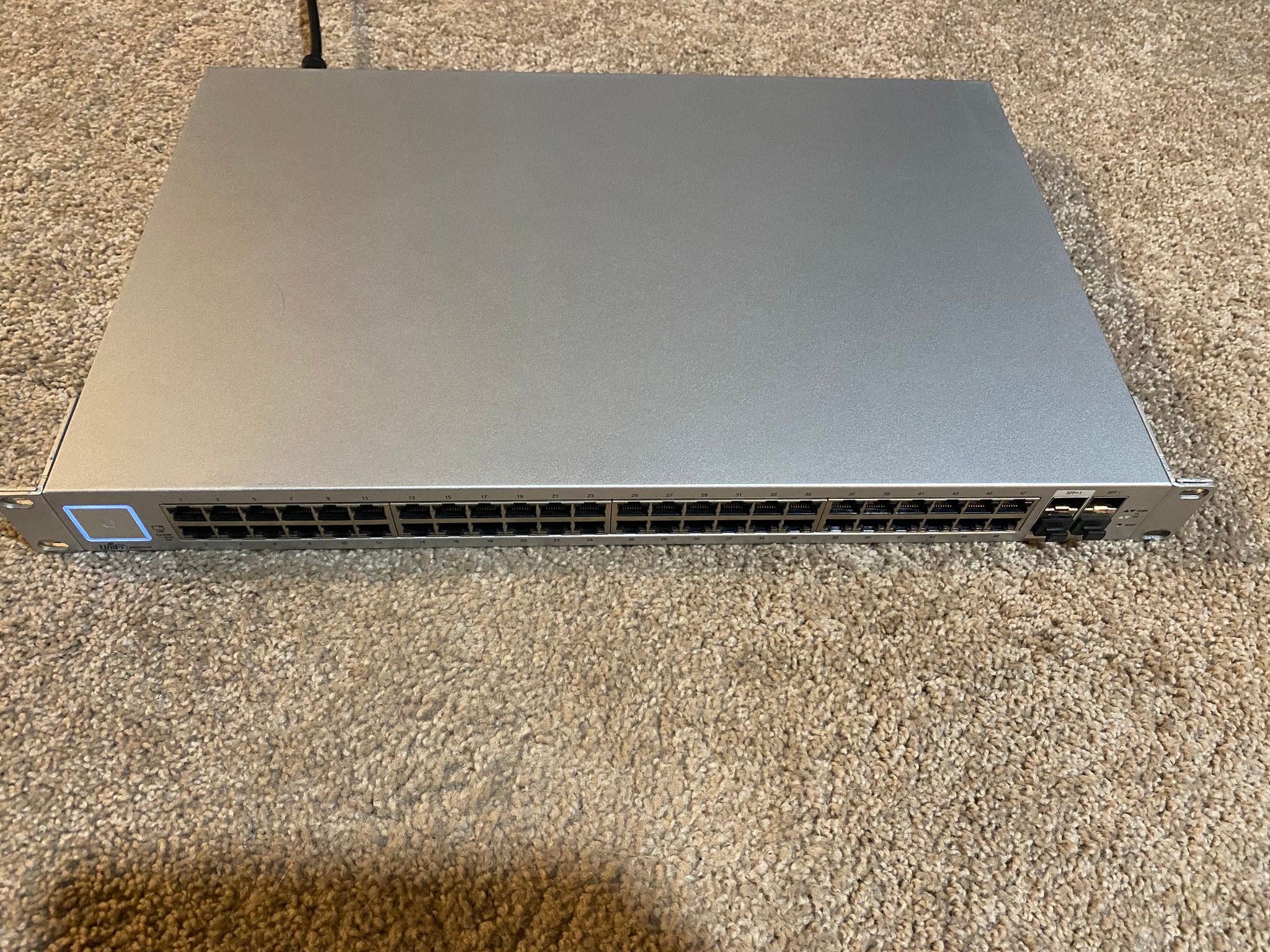 Ubiquiti UniFi US-48 48-Port Switch | NON-PoE | 2x SFP+ 10G + 2x SFP | Rackmount | Tested