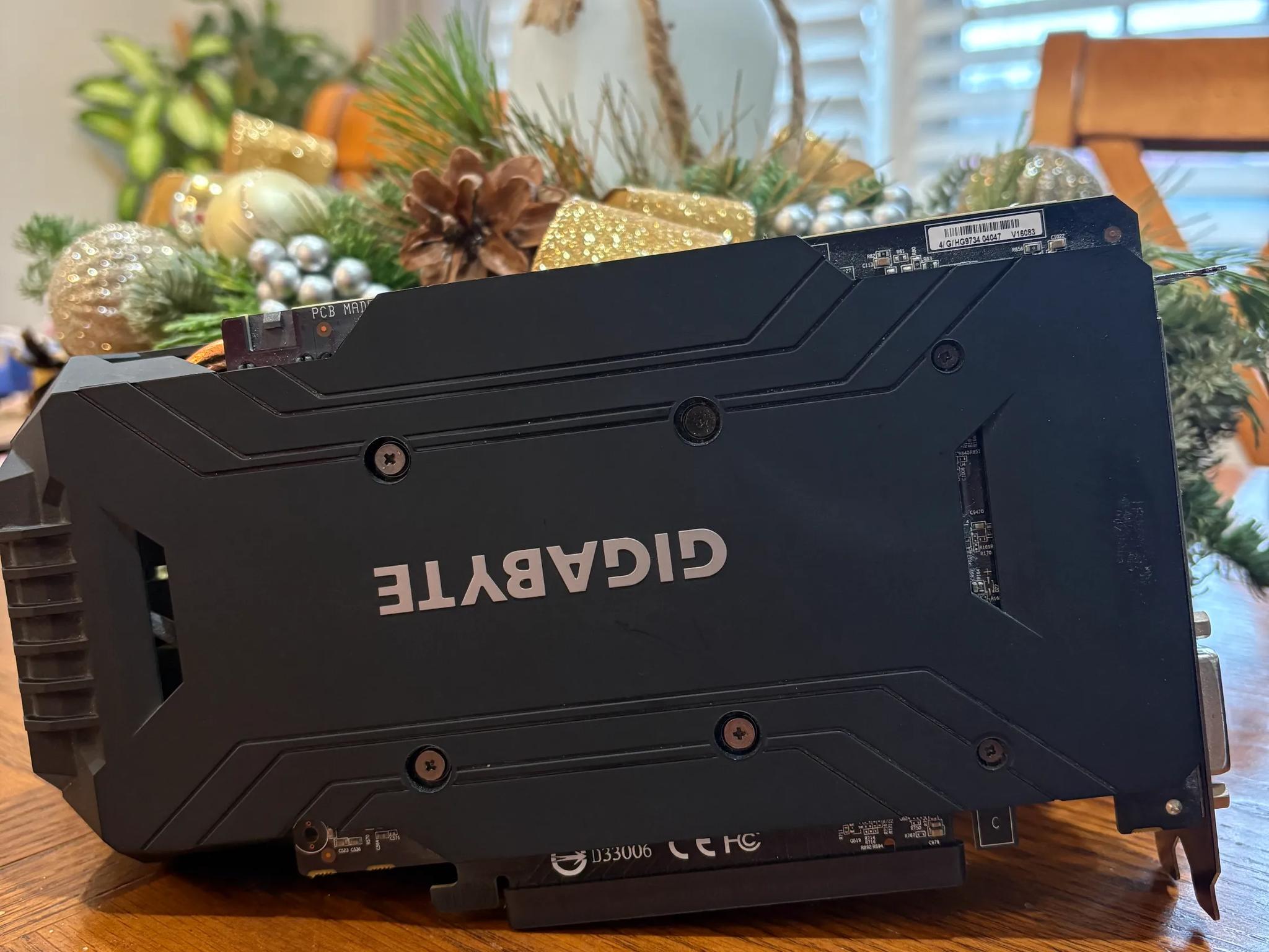 GIGABYTE GeForce® GTX 1060 WINDFORCE OC 3G