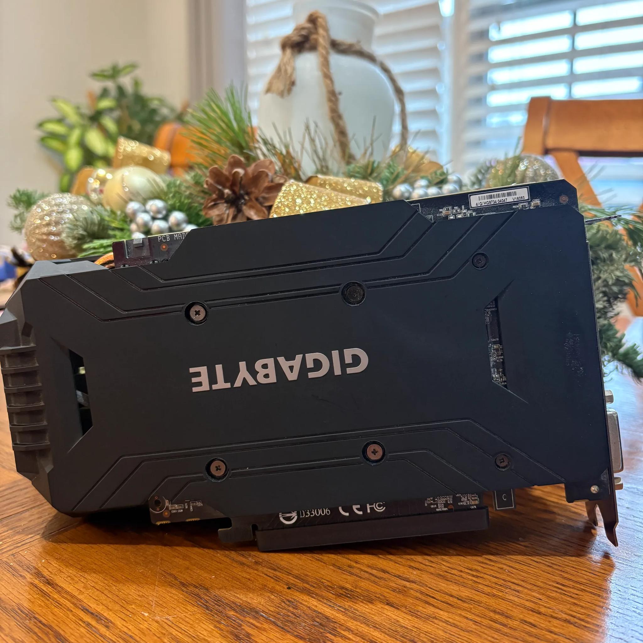 GIGABYTE GeForce® GTX 1060 WINDFORCE OC 3G