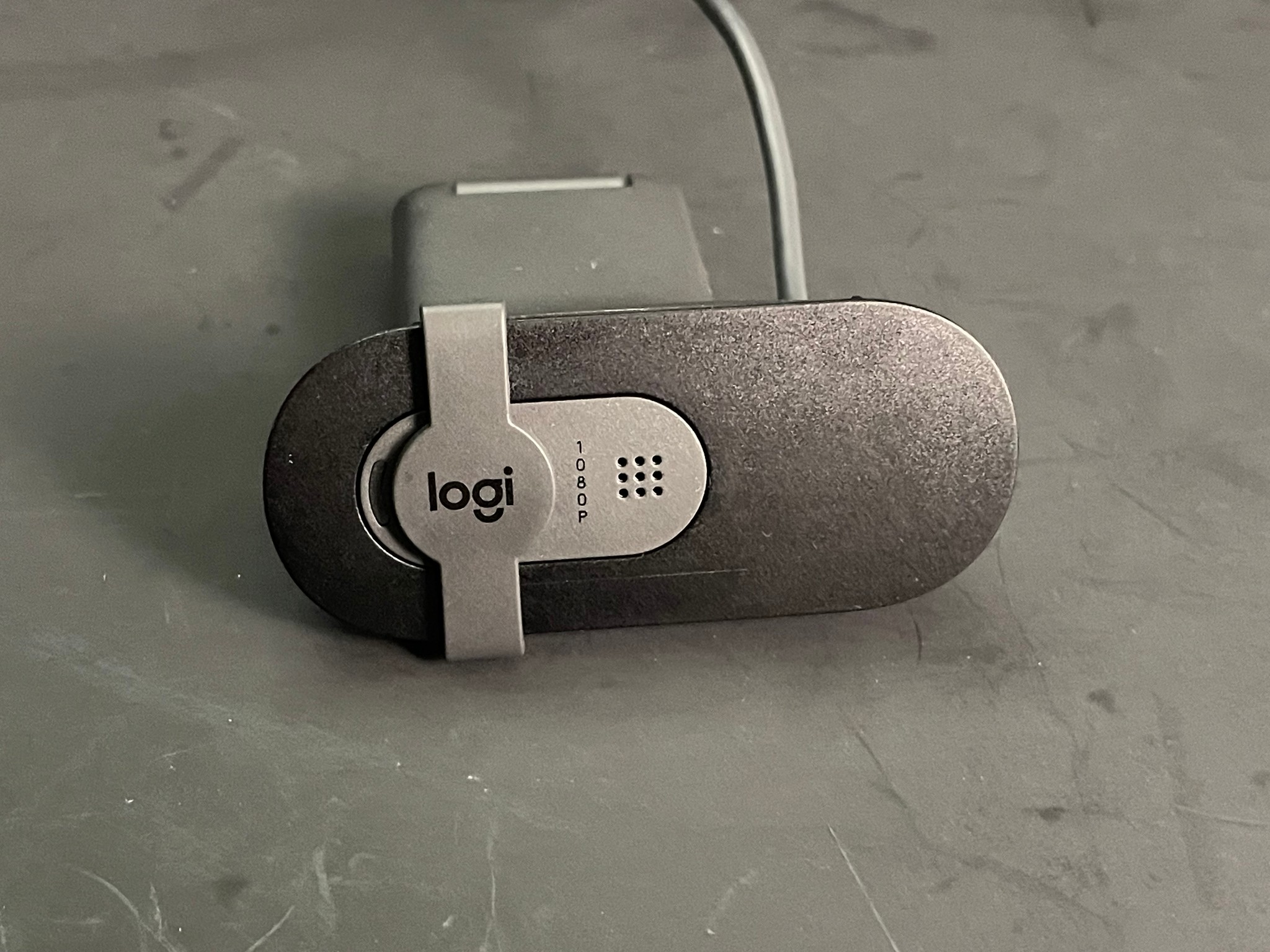Logitech Brio 101 1080p Webcam Built-In Mic USB-A Privacy Shutter Black PC | Free Shipping