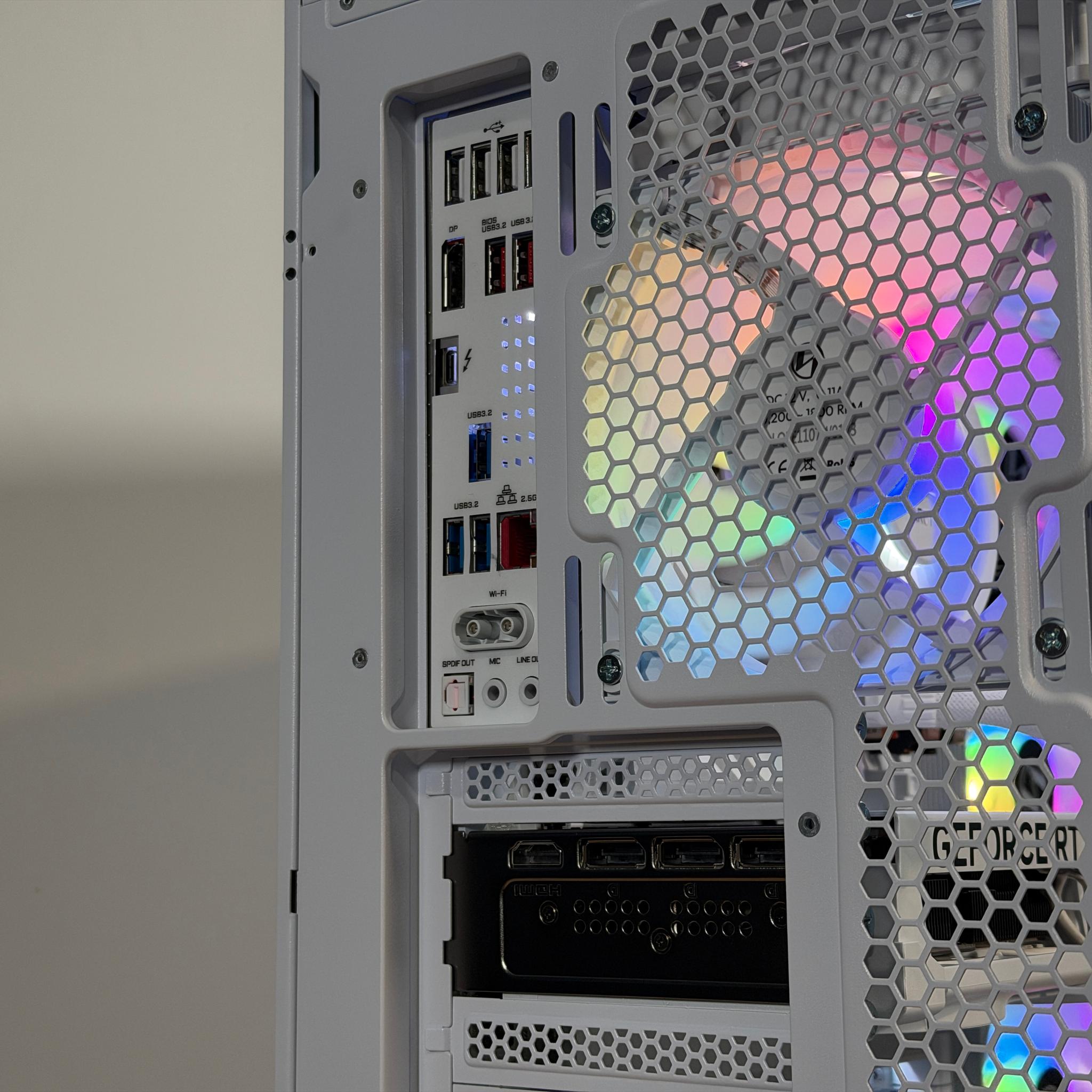 GeForce RTX 5080 Core Ultra 7 270K Plus Gaming and Streaming PC