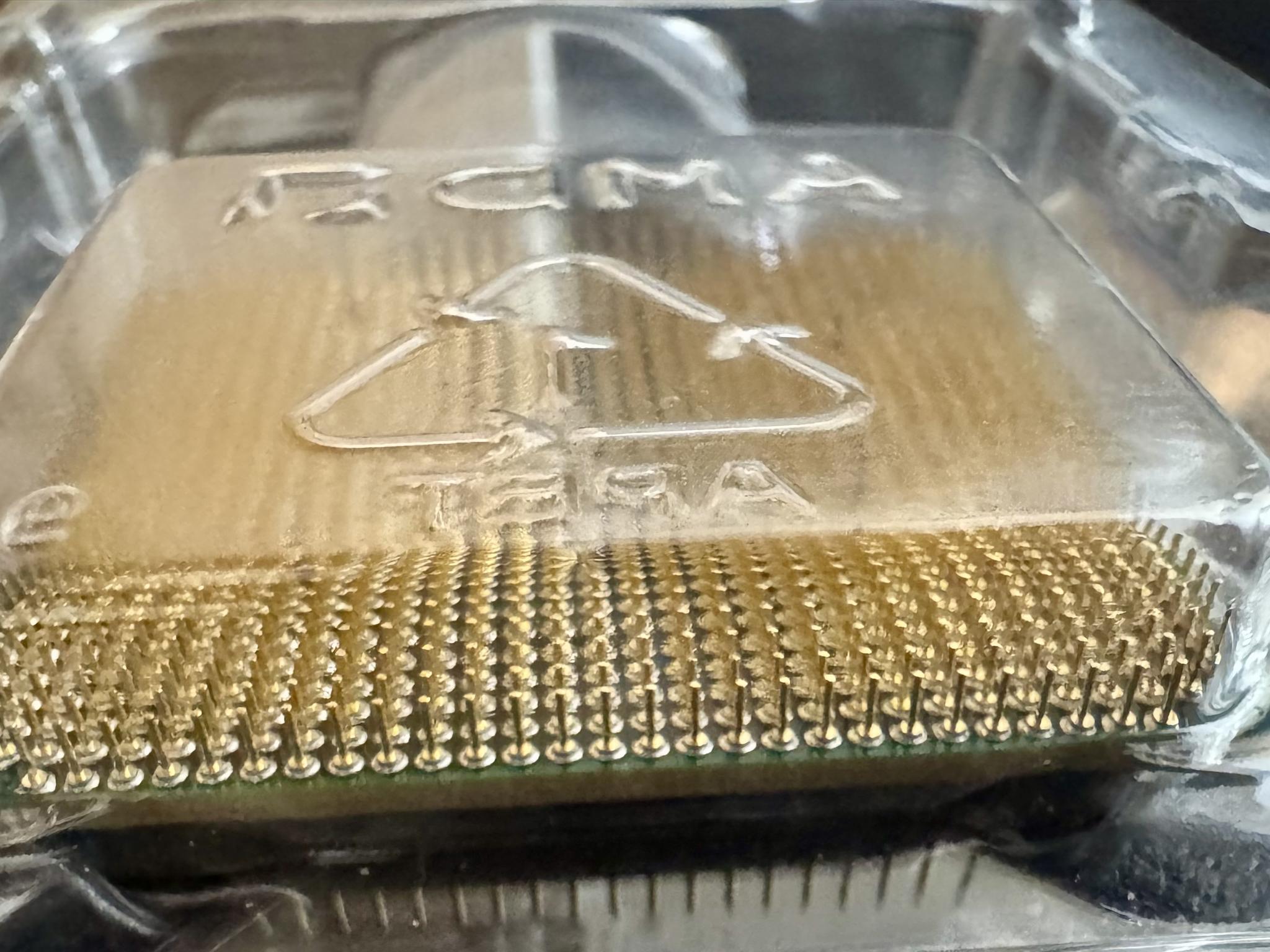 AMD FX-6300 6-Core 3.5 GHz Socket AM3+ 95W FD6300 FX FX8300 Desktop Processor