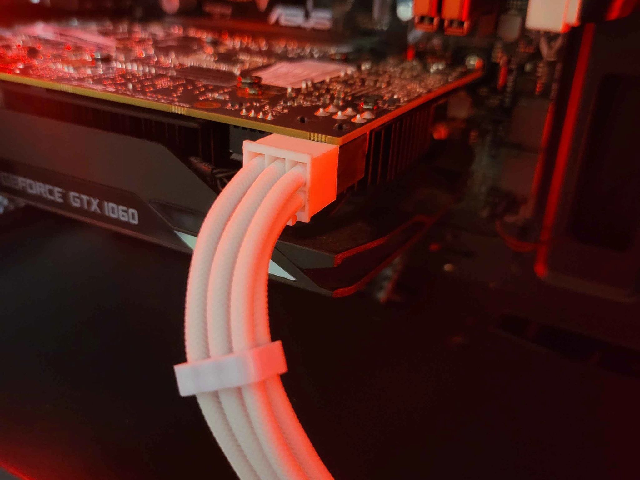 Red, White and Black E-Sports Machine! Ryzen 5*, GTX 1060 6GB, 16GB, 1TB Total Storage, Wi-Fi + BT