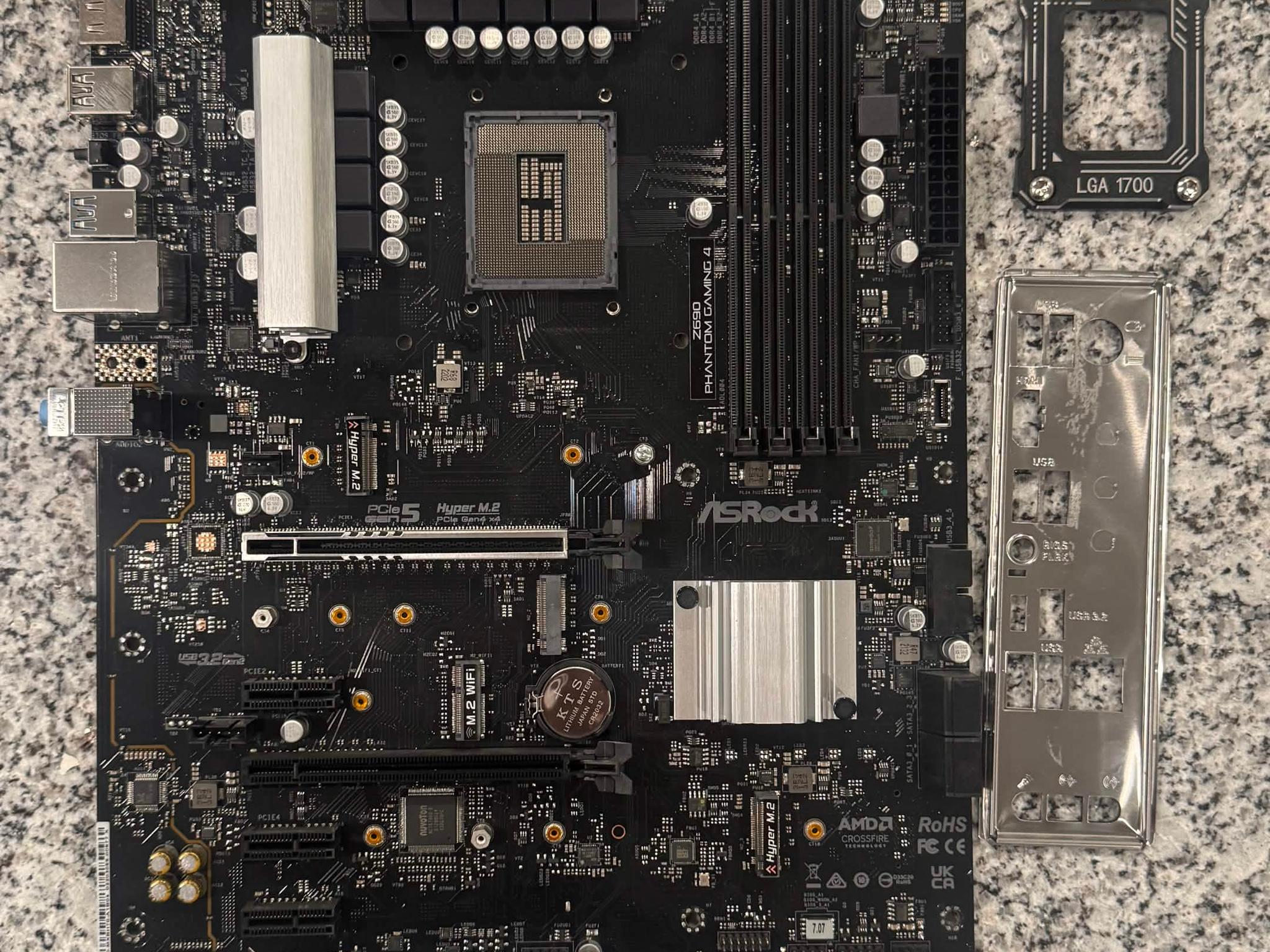 ASRock Z690 Phantom Gaming 4 (DDR4)