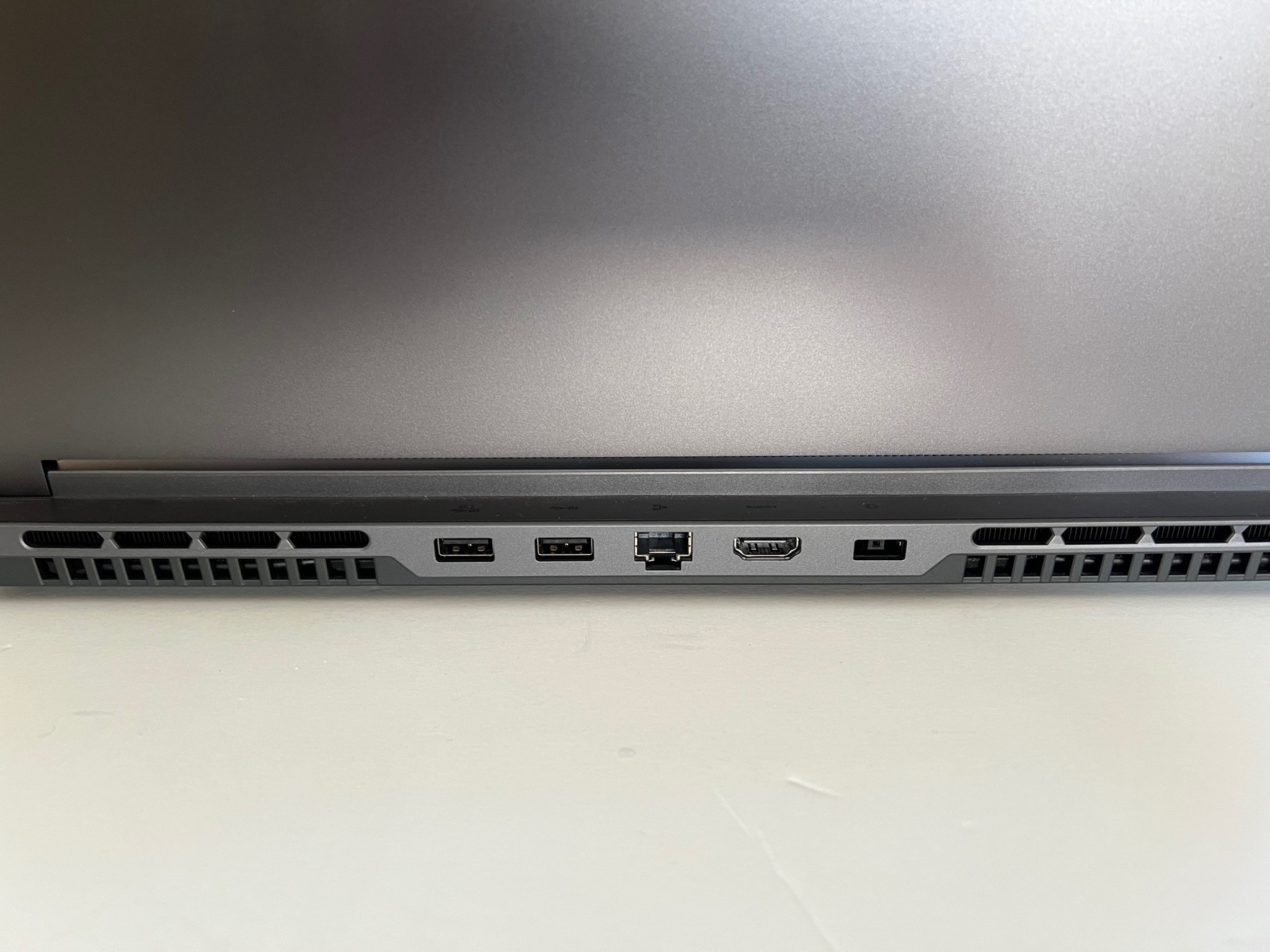 Ryzen 7840HS, 4060 Lenovo Legion Slim 5 Laptop 32GB DDR5, 1TB SSD, 16" QHD+ 165Hz I...