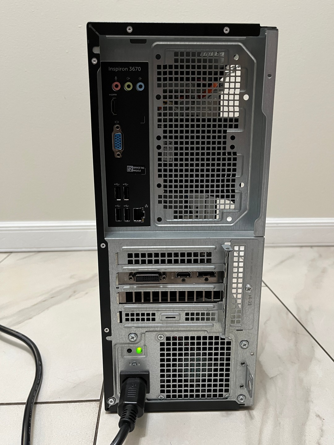 デスクトップPC　i3 8100、GTX1650搭載 NVIDIA GTX 1650 4GB, Intel i3-8100, 12GB RAM, 1 TB Storage, Dell
