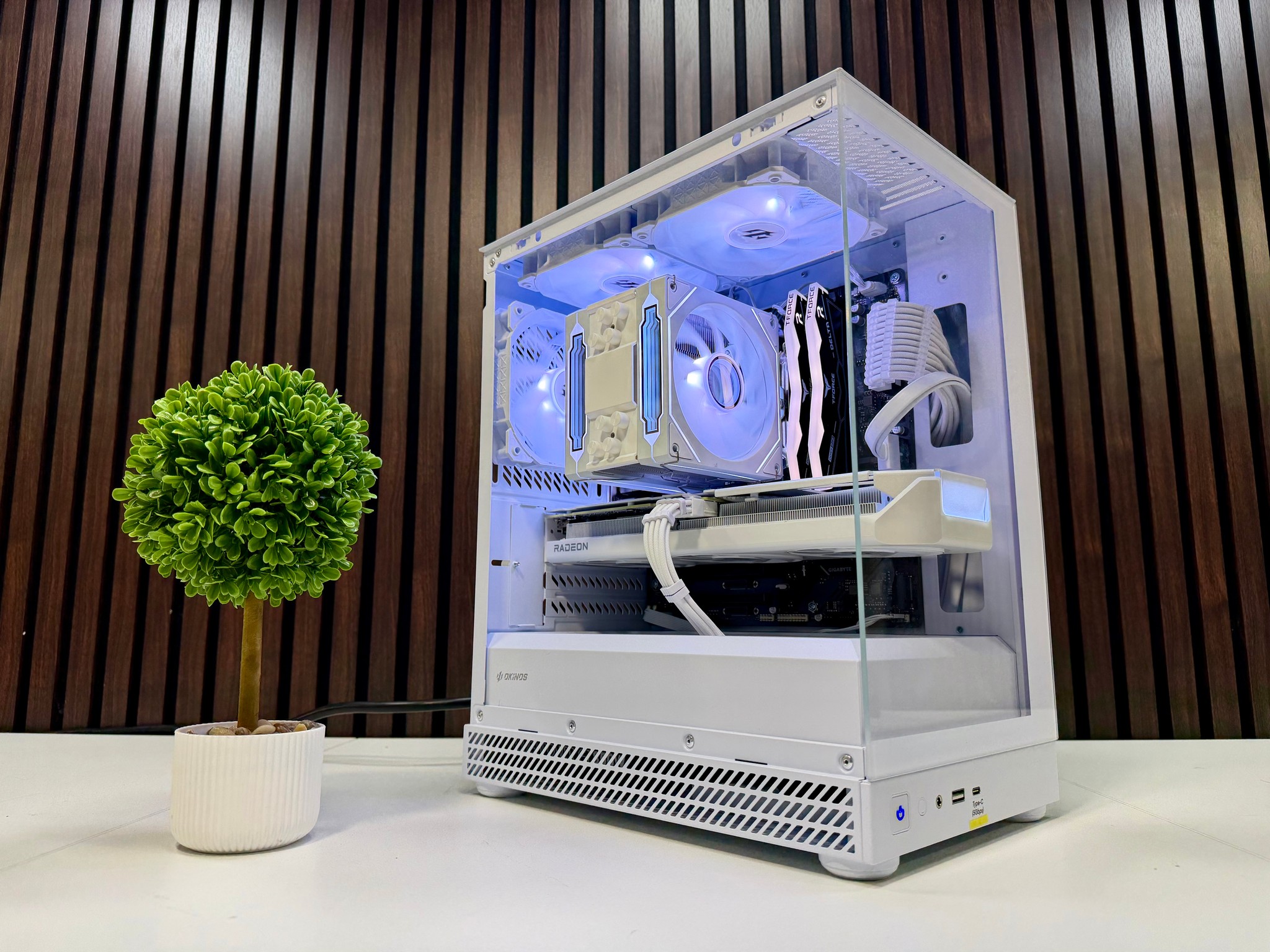 RX 9060XT | Intel 14700F | 32GB DDR5 | 1TB M.2 | 850W Gold PSU