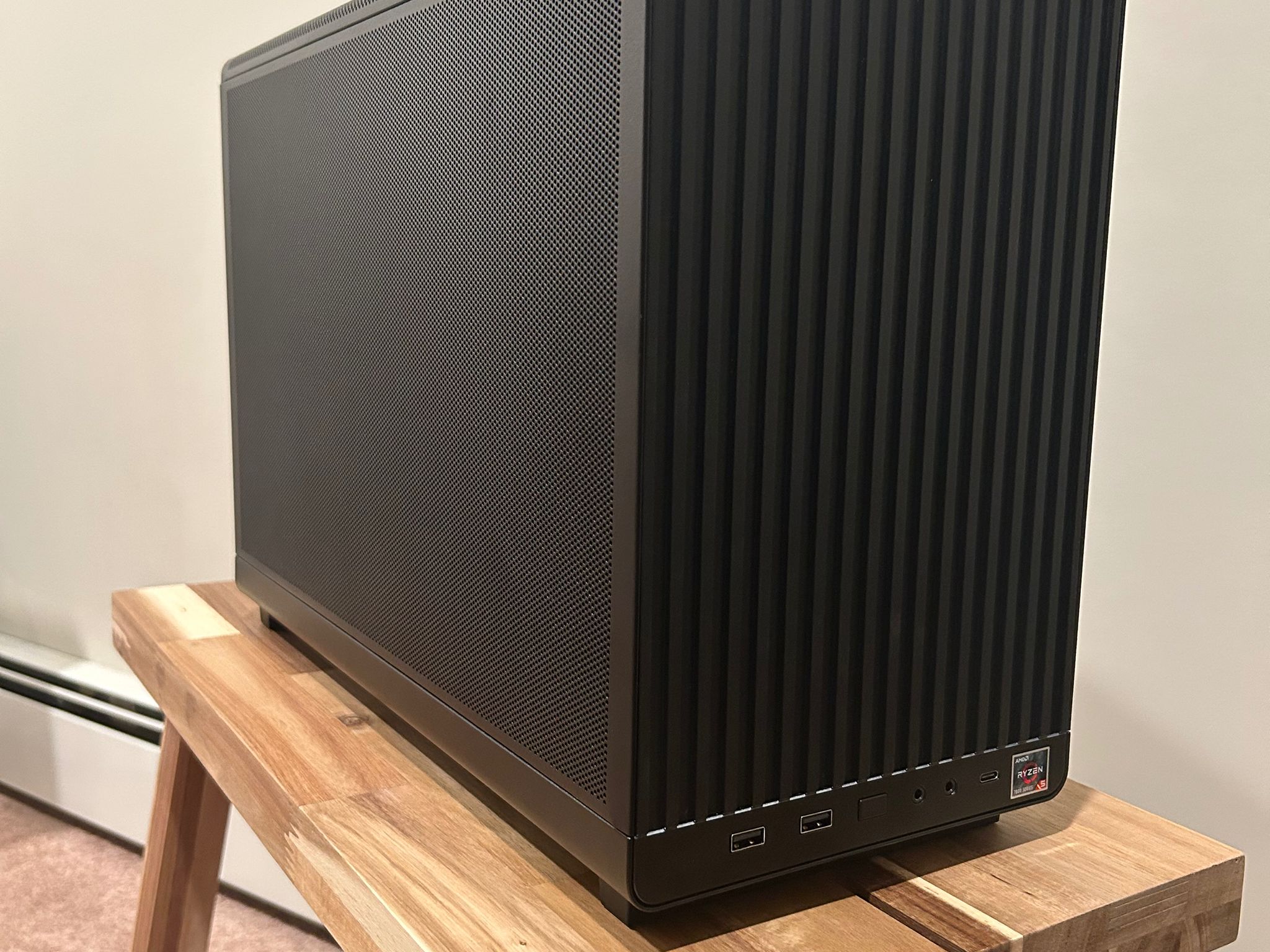 𝙉𝙞𝙣𝙟𝙖 - Small 1440p Silent Monster - 7600X/7800 XT/32 GB DDR5/1 TB SSD/W11 Pro