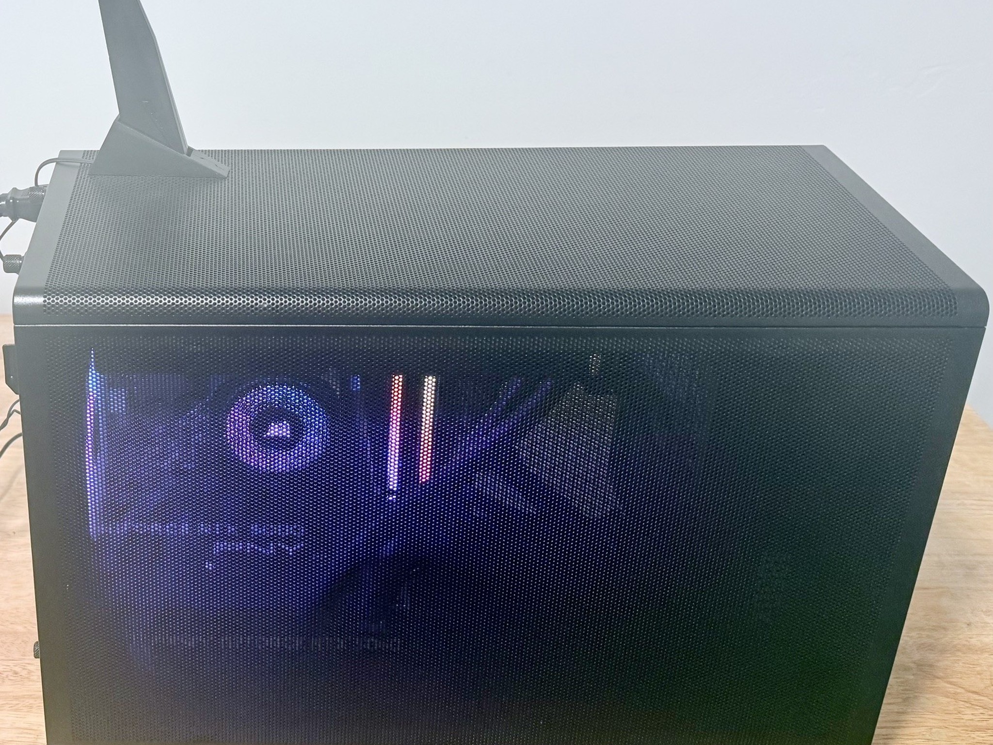 Lian-LI Entry Gaming Build 5060 OC 8GB