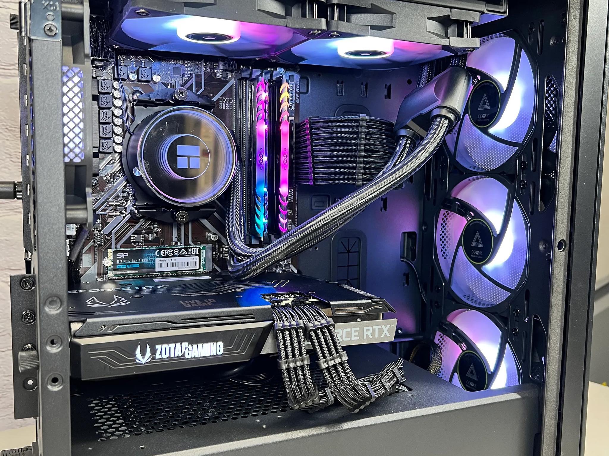 Ryzen 5 5600X RTX 3070 16GB RAM 1TB M.2 Gaming PC