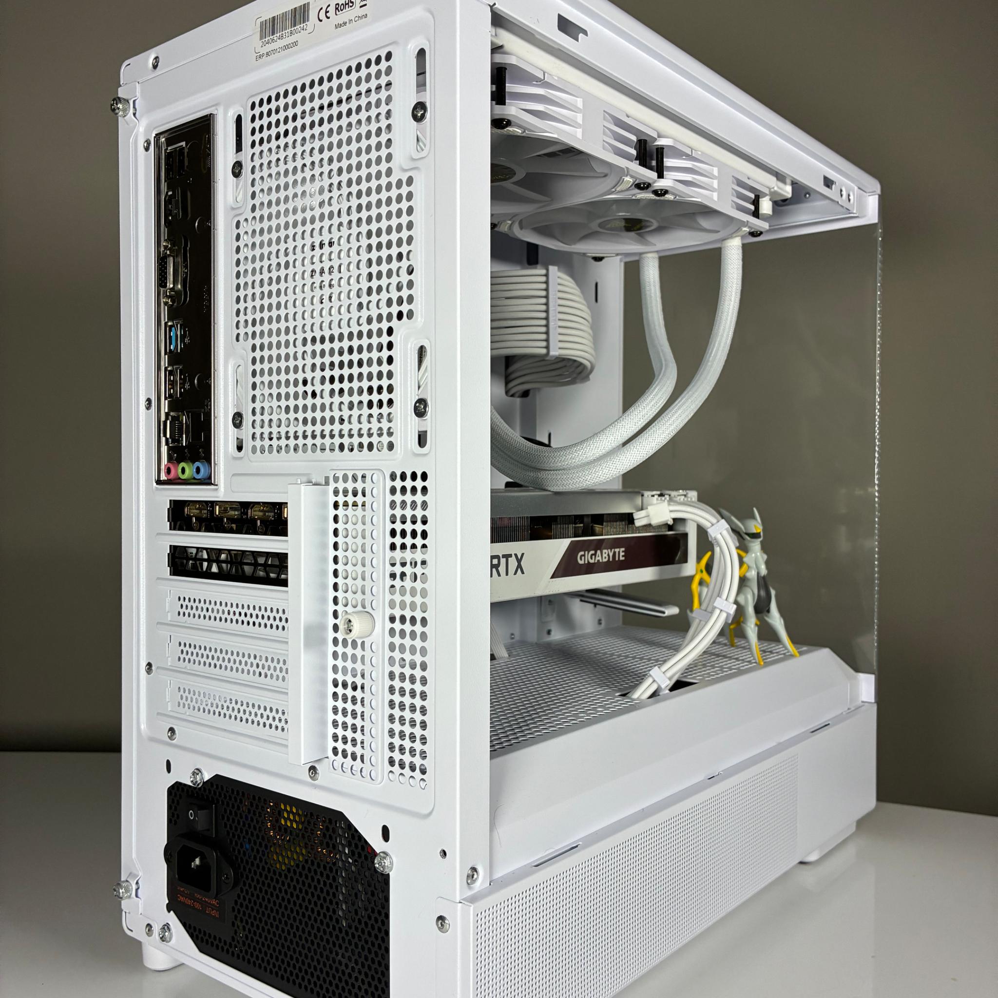 WICKED WHITE PC | RTX 3070 | Ryzen 7 3700X | 32 GB RAM | 1.5 TB Storage