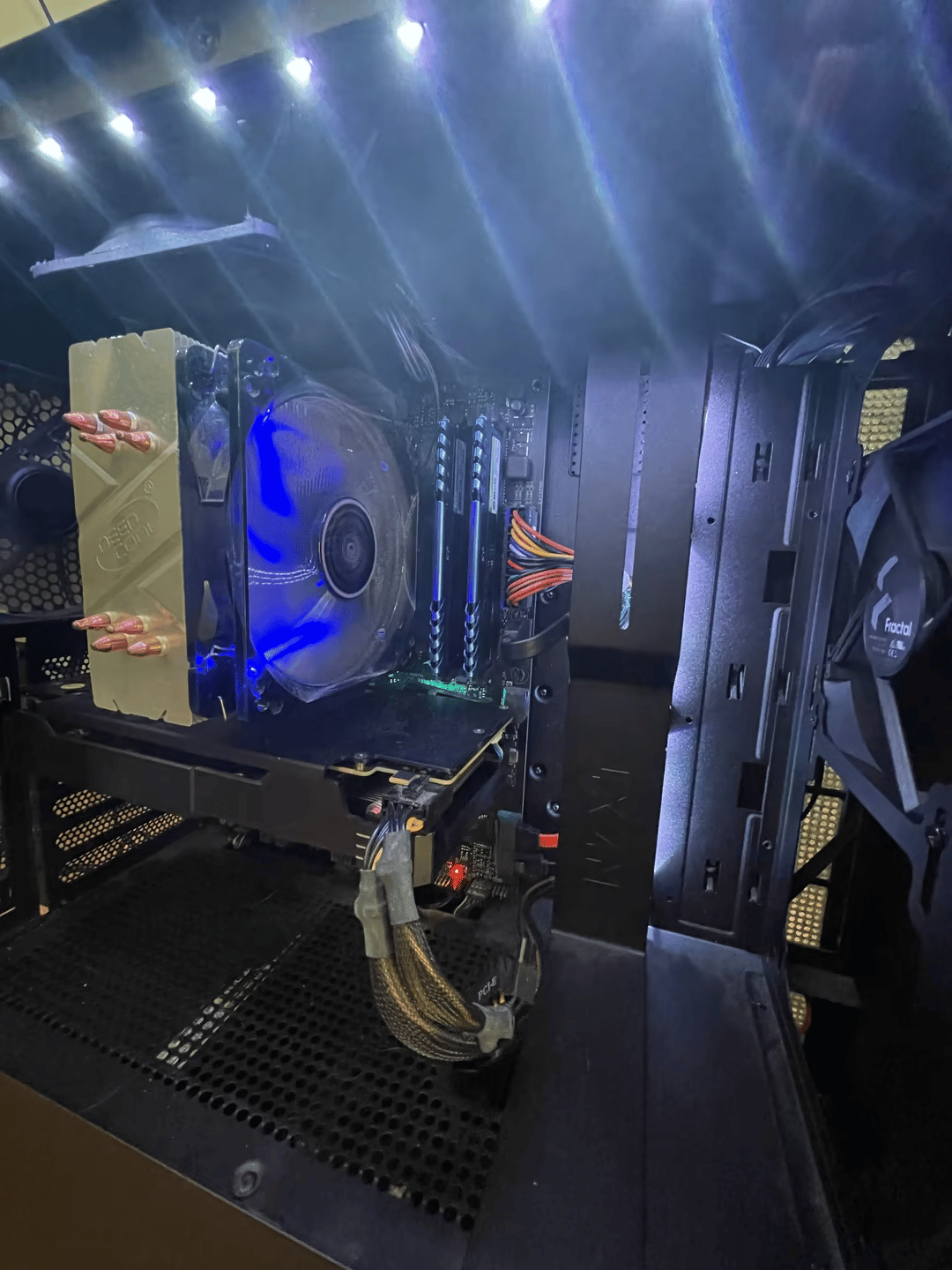 Entry-Level Gaming PC (Ryzen 5 1600 & PowerColor RX570)