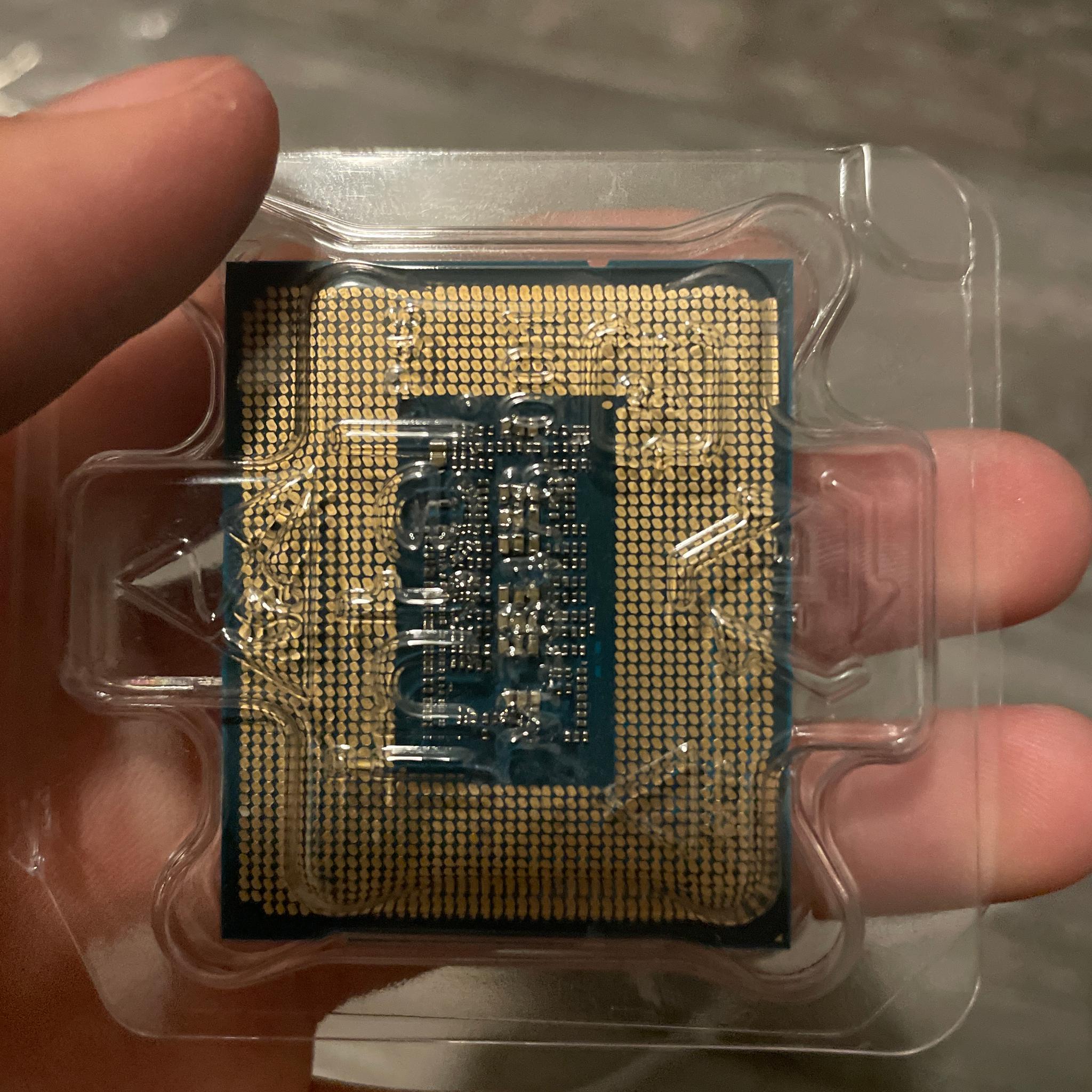 Intel Core i5-12400F