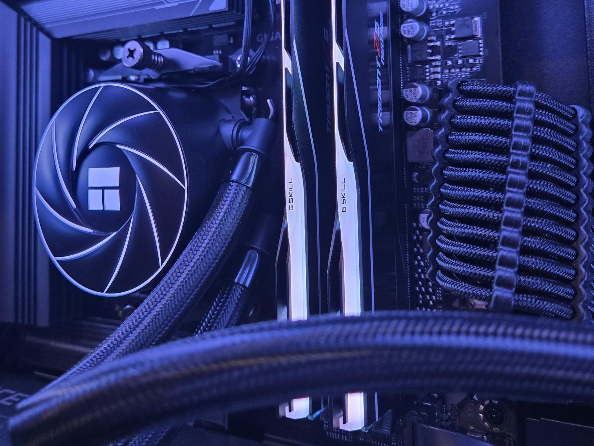 🖥️ Ryzen 5 7600X | RTX 3080 10GB | 1TB NVME | 32GB DDR5 | Wifi/Bluetooth | Windows 11 🖥️