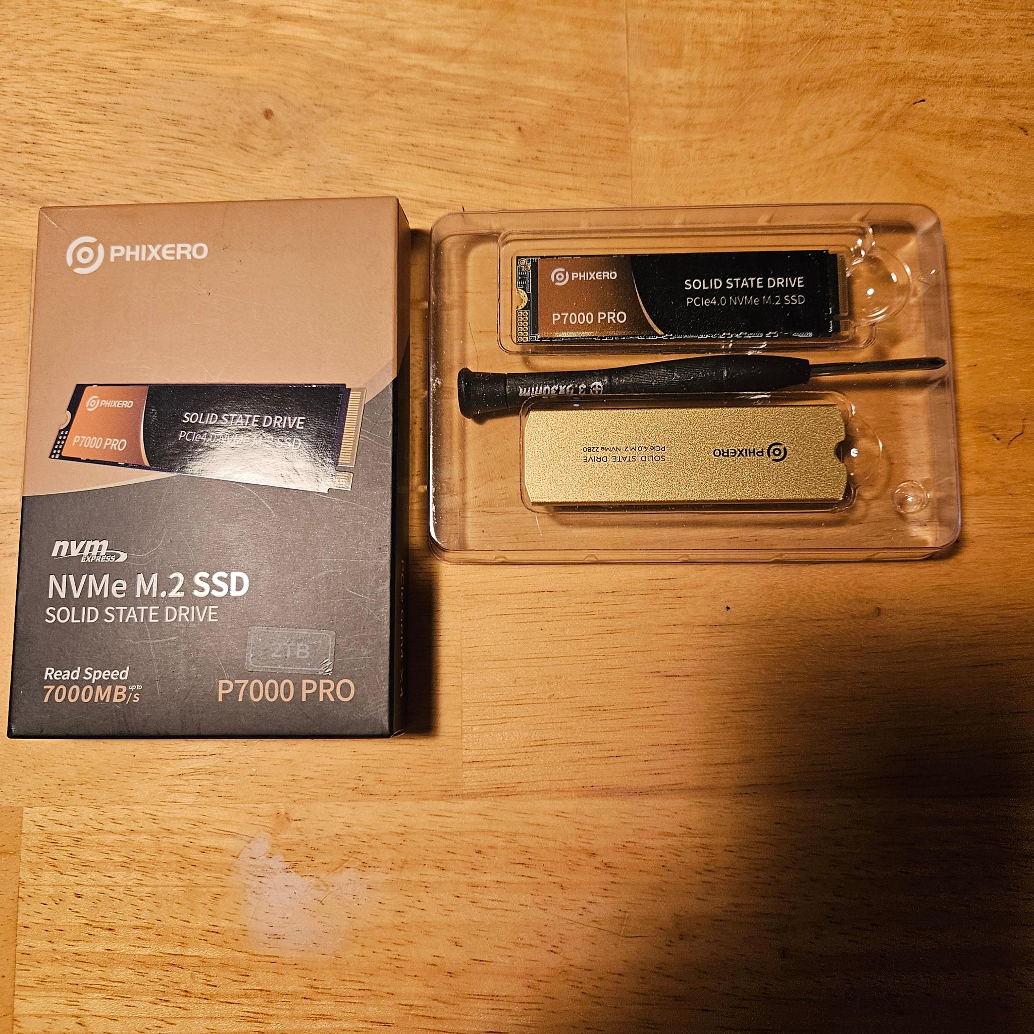 2TB Phixero P7000 Pro SSD with Heatsink