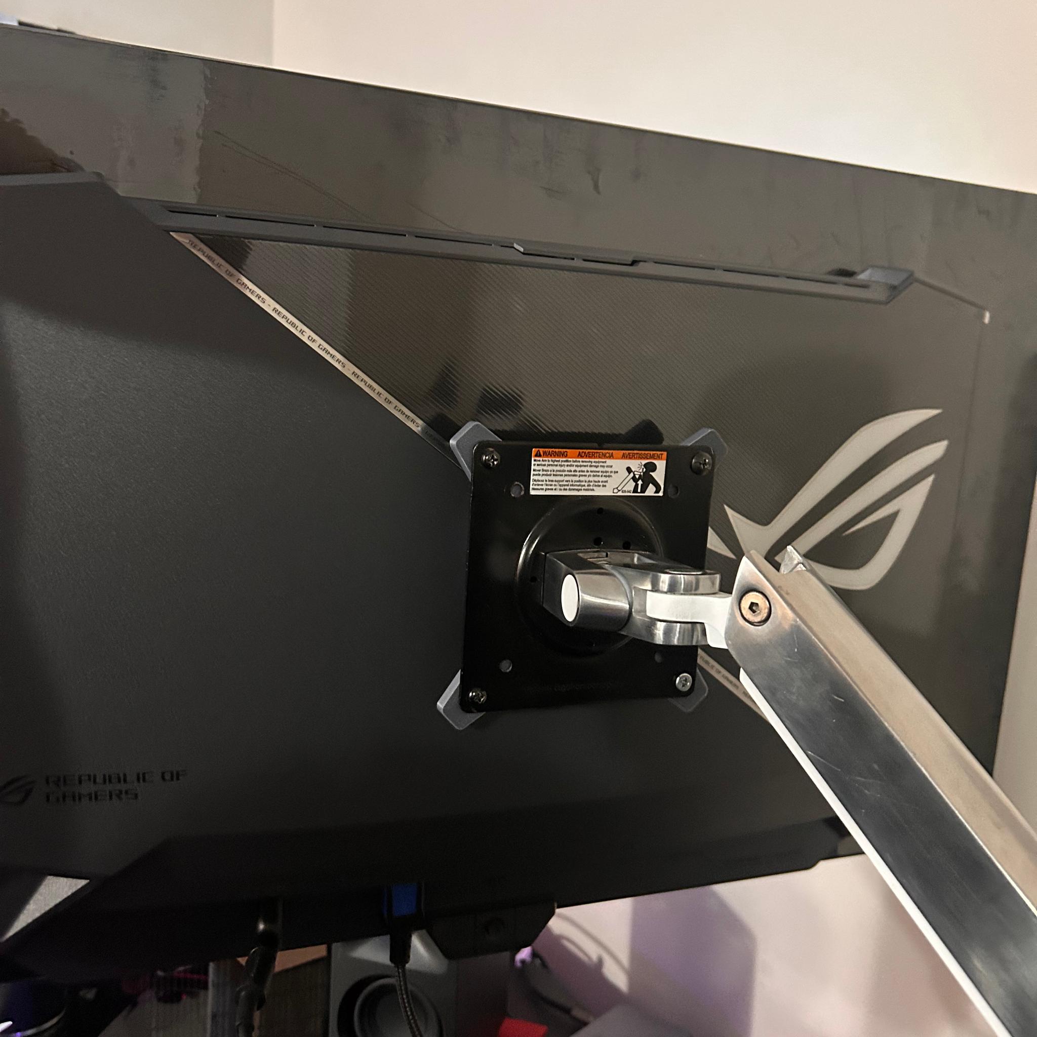 ASUS ROG Strix QD-OLED 32" 4K (3840 x 2160) 165Hz Gaming Monitor (XG32UCDS)
